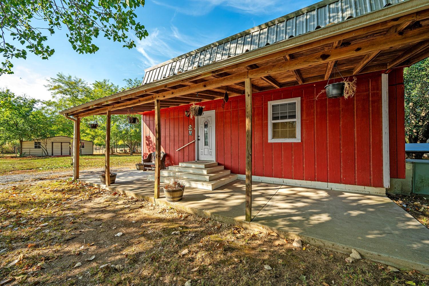 main property photo 20