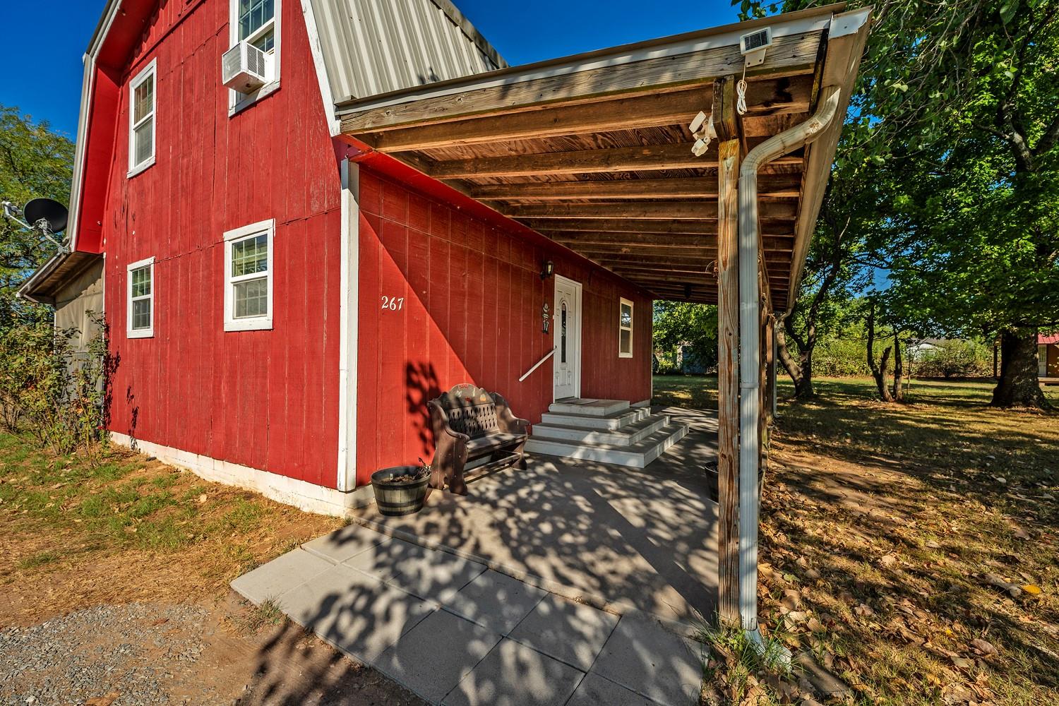 main property photo 26