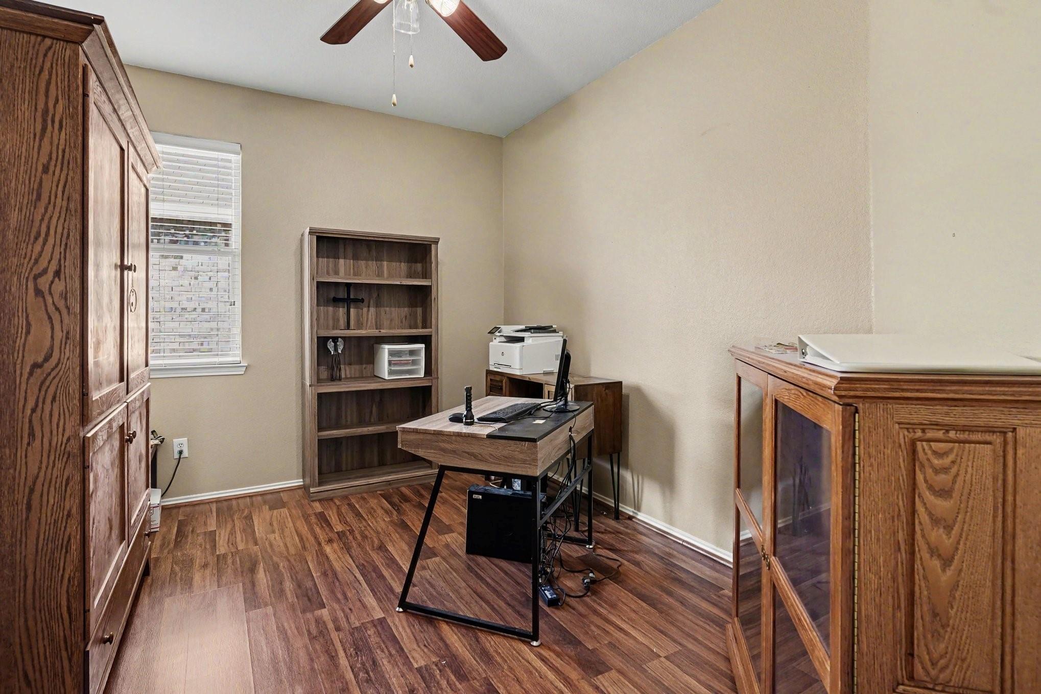 main property photo 26
