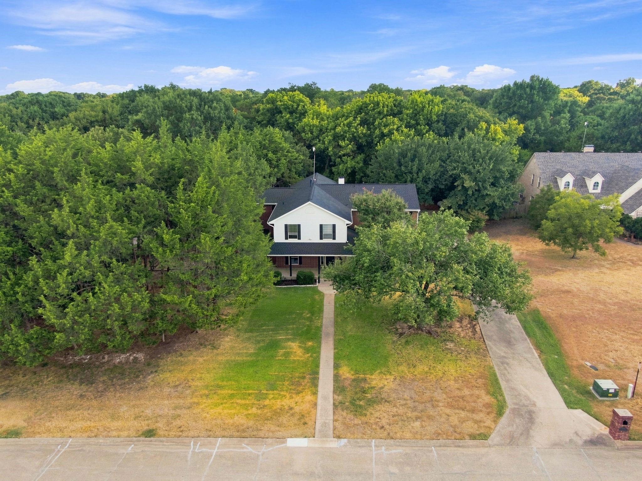 main property photo 32