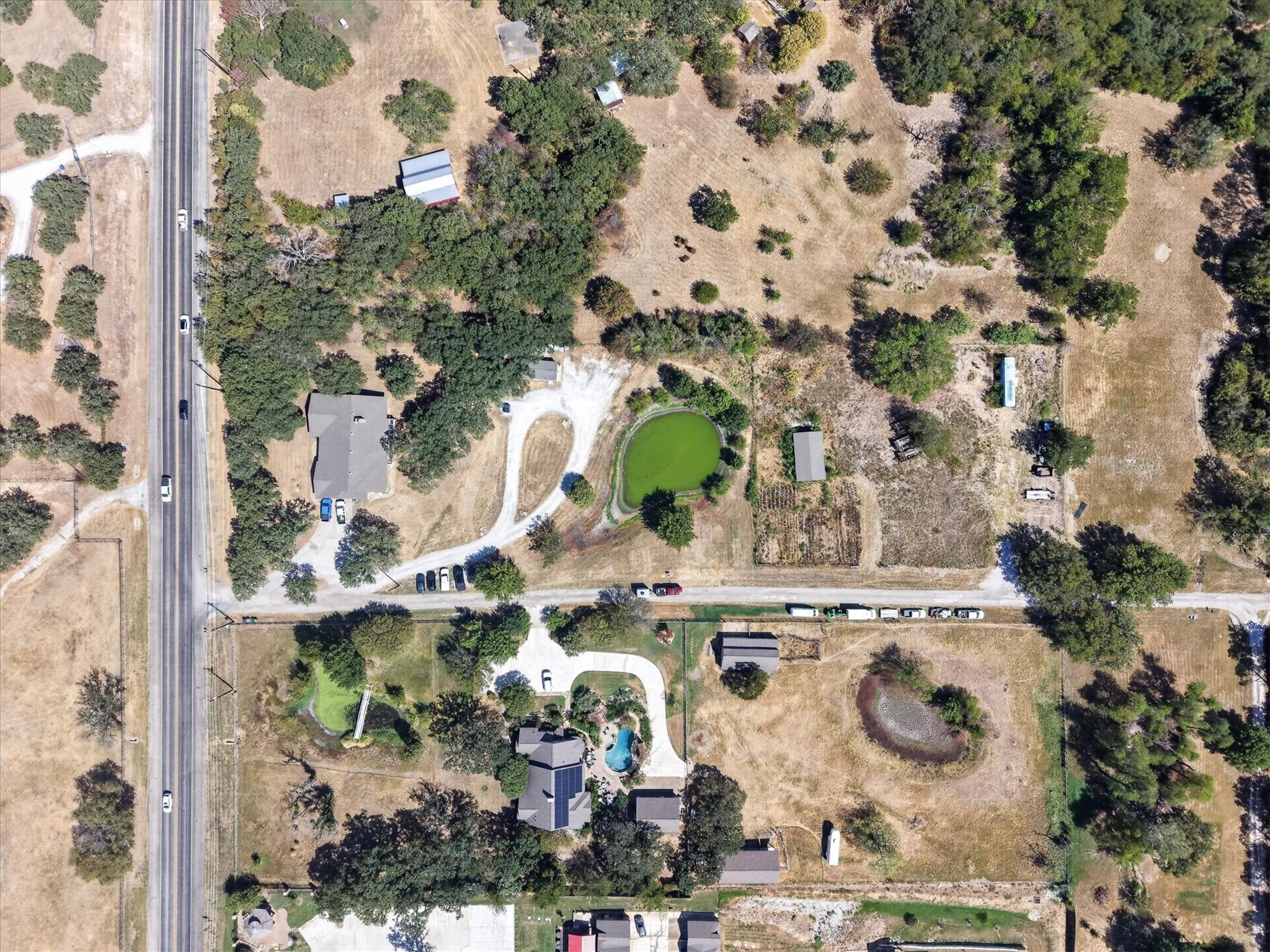 main property photo 14