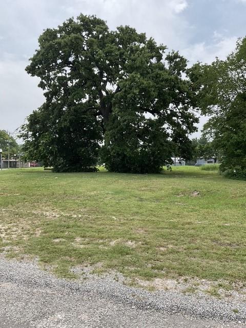 main property photo 11