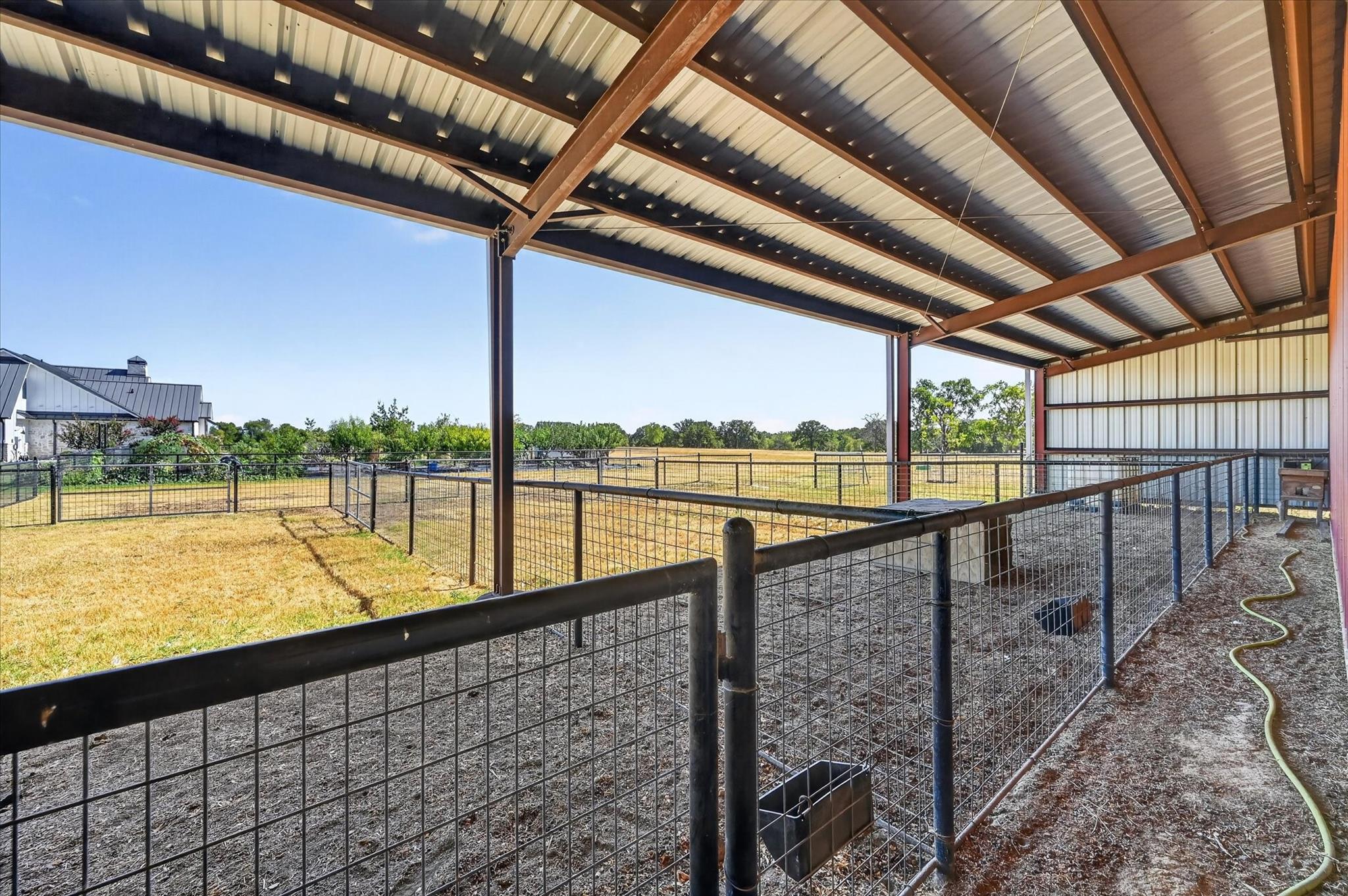main property photo 7