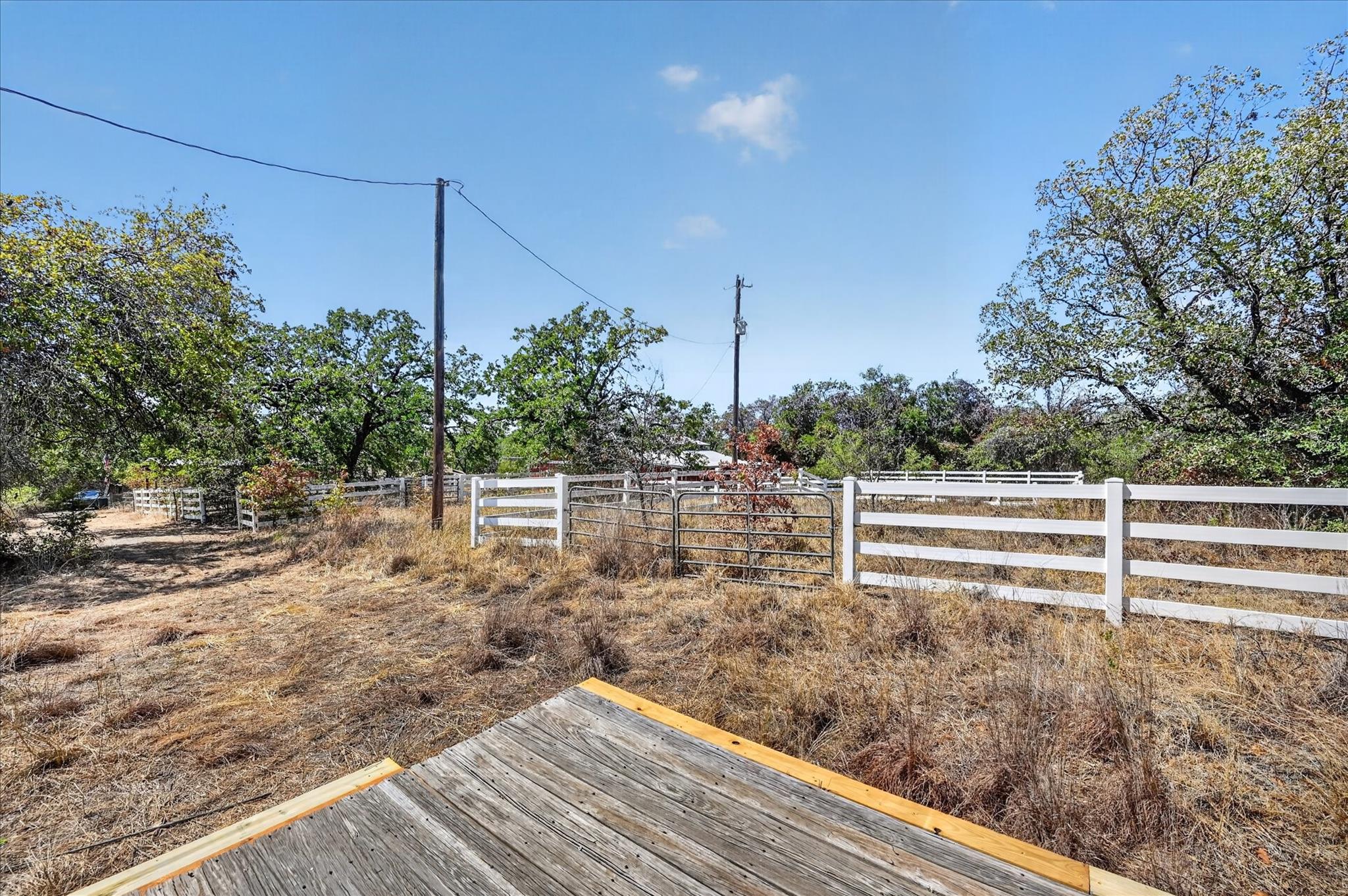 main property photo 36