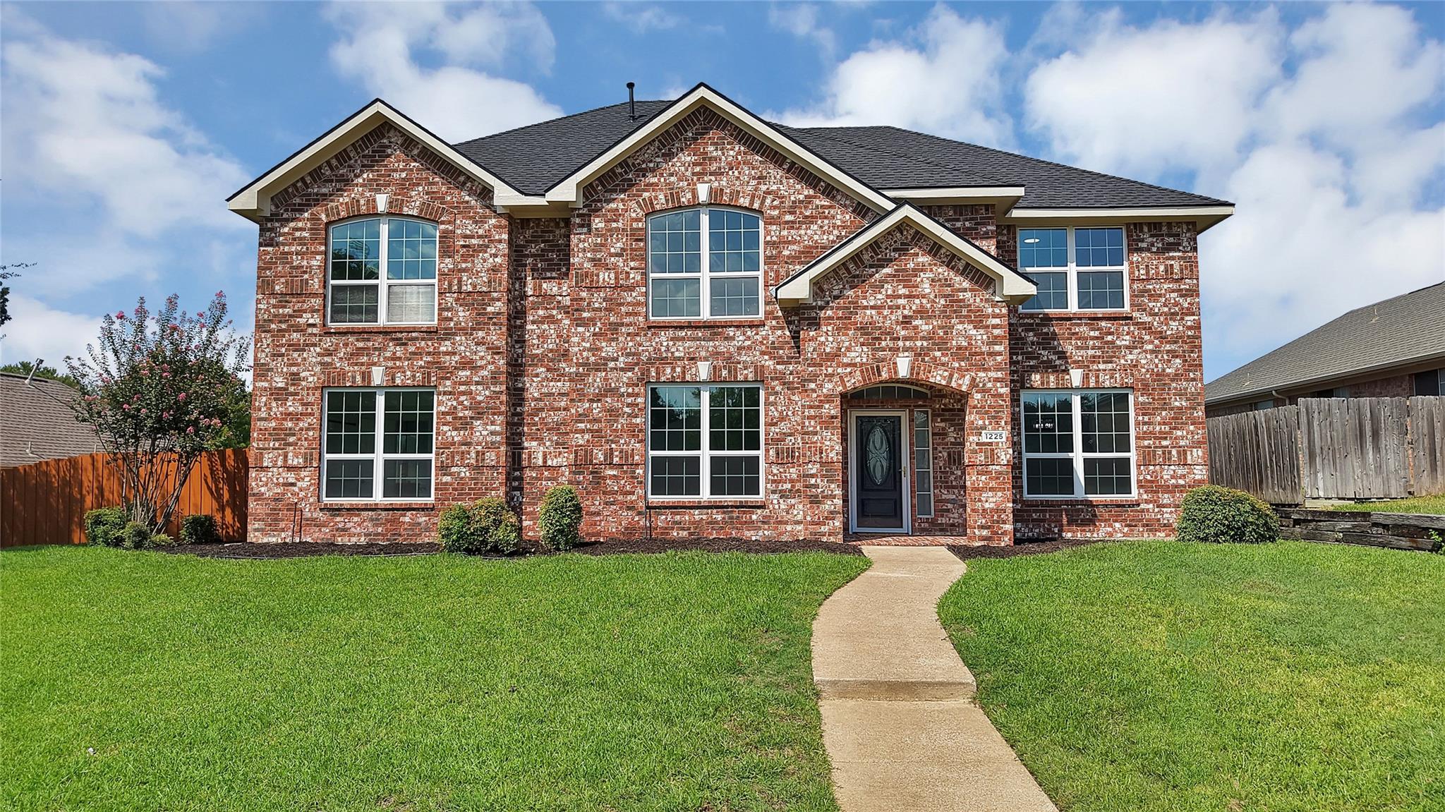 main property photo 2