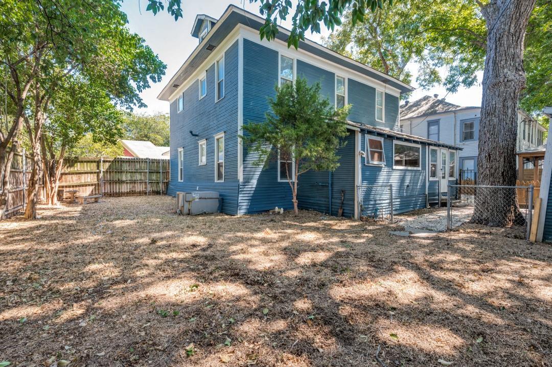 main property photo 22