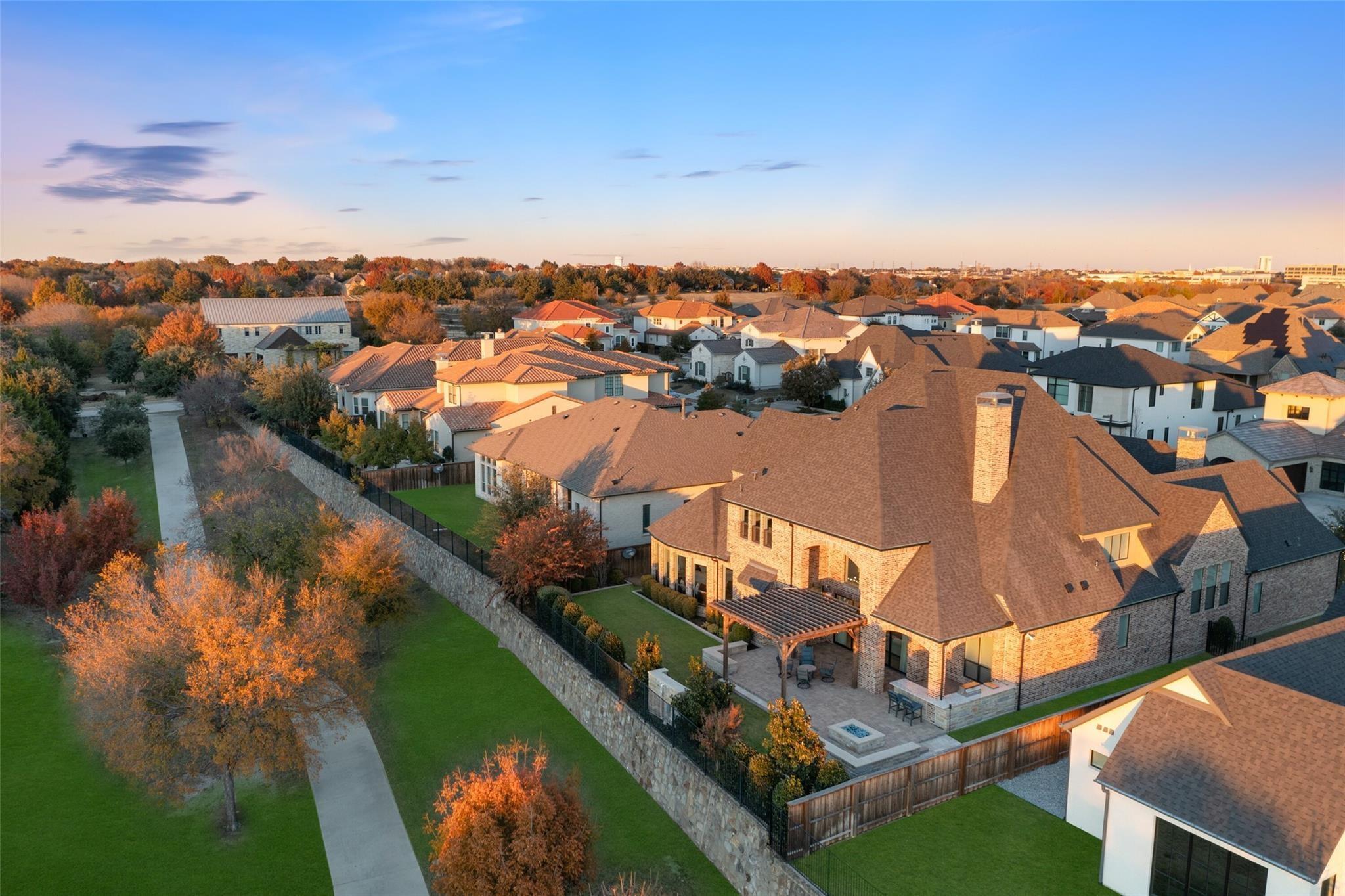 main property photo 32