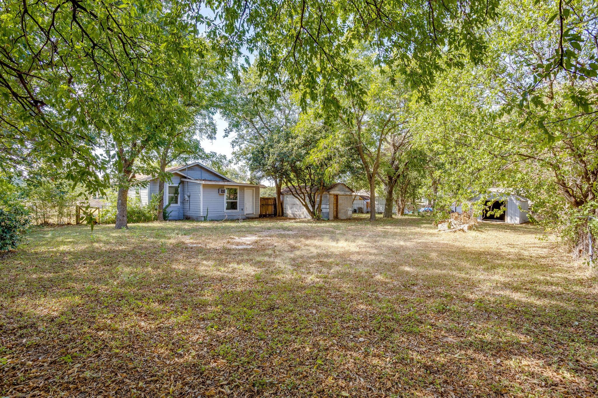 main property photo 39