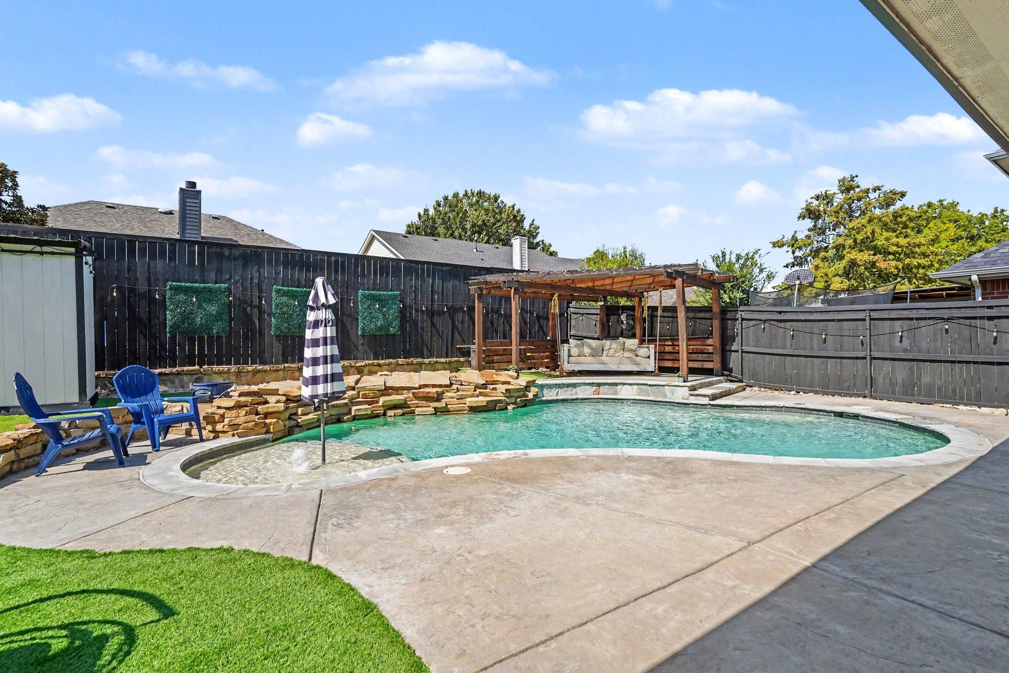 main property photo 31
