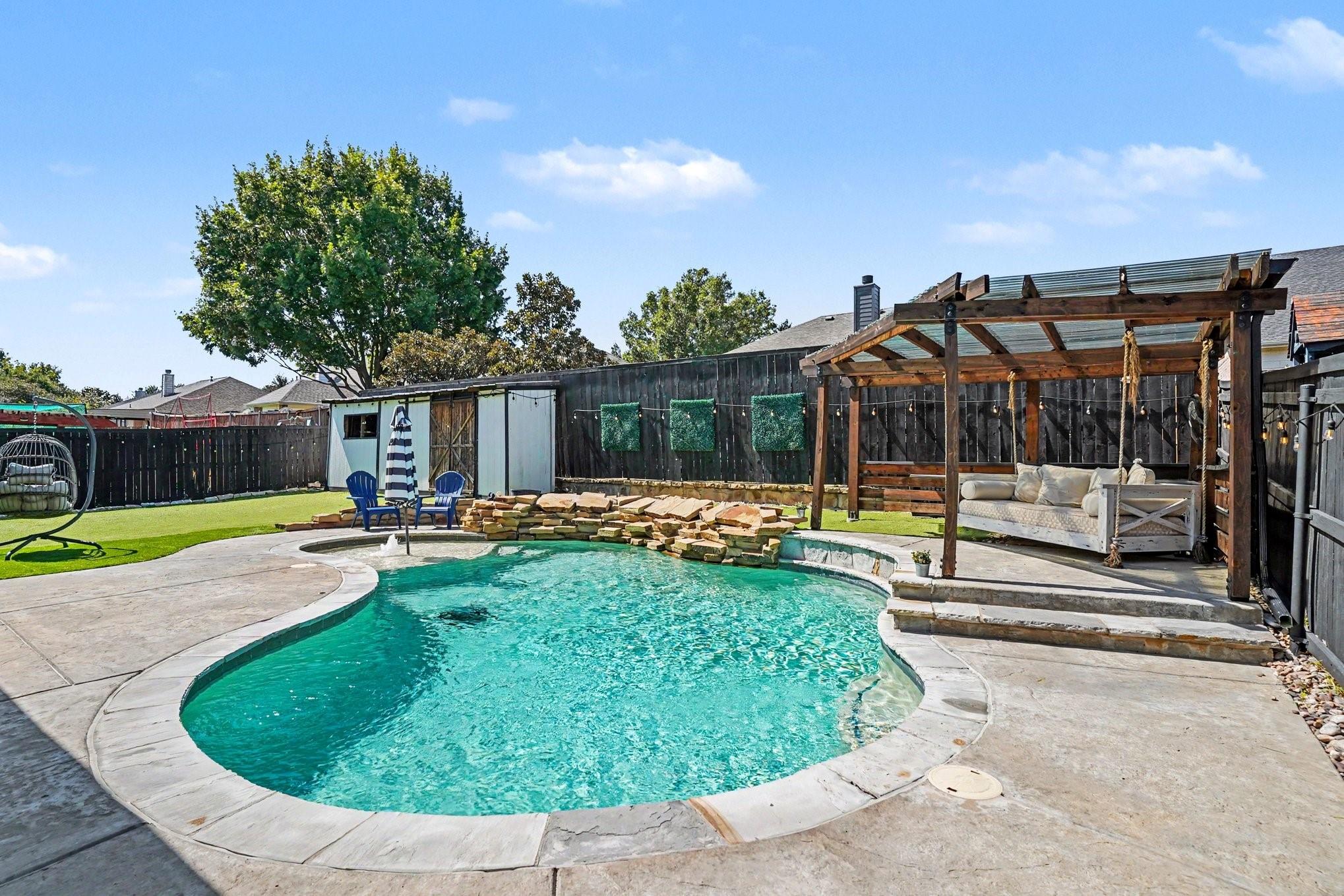main property photo 33