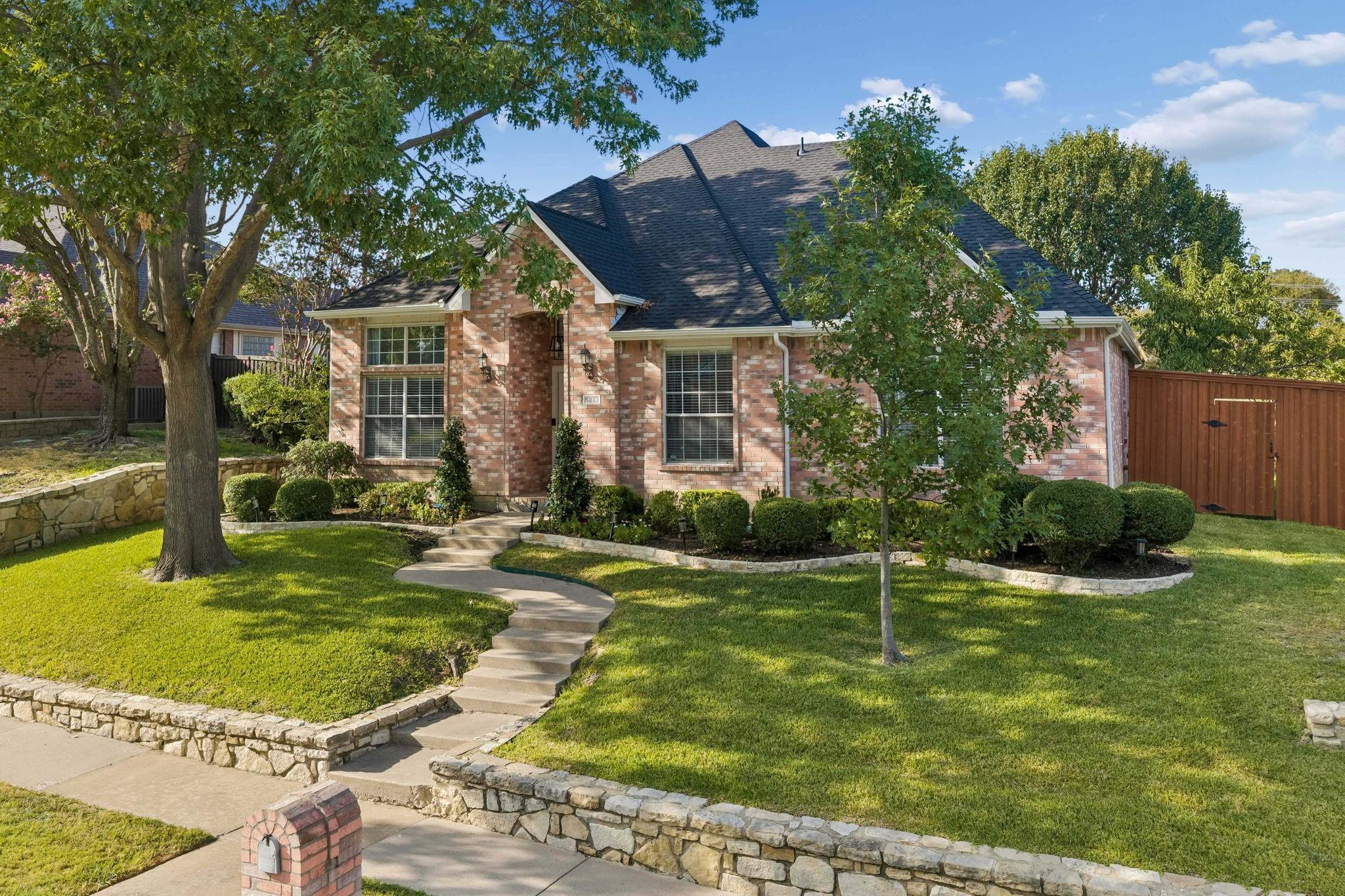 main property photo 20