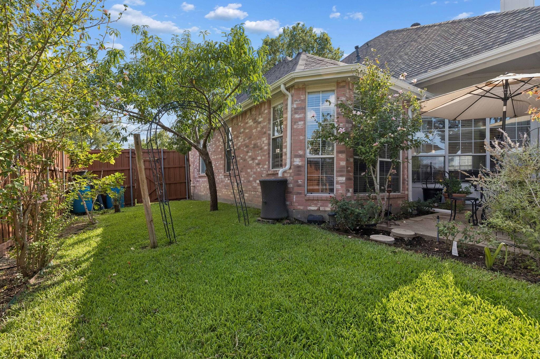 main property photo 24