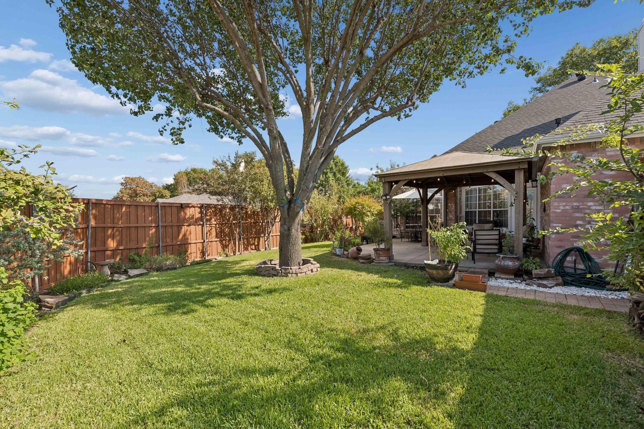 main property photo 25