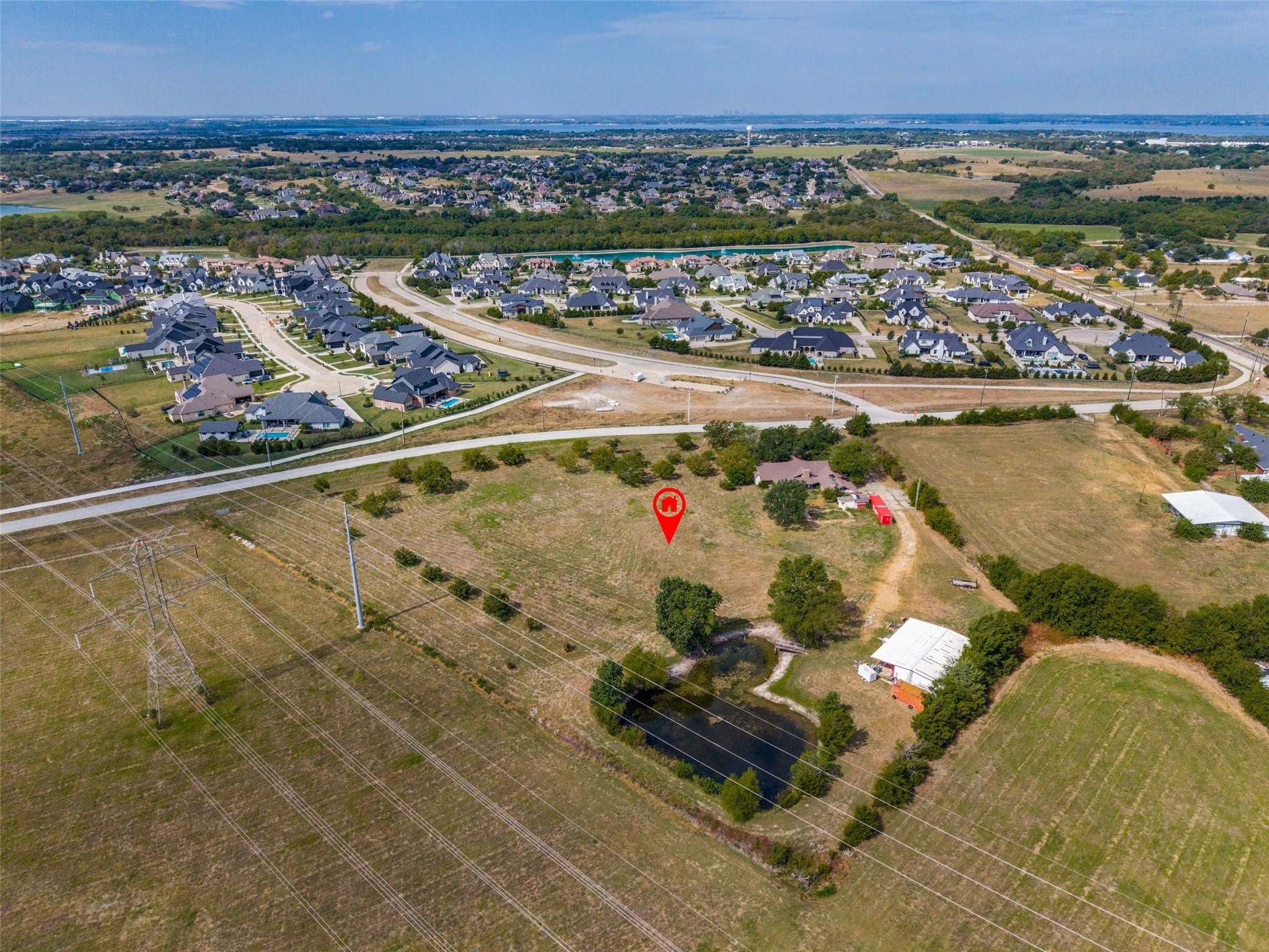 main property photo 7