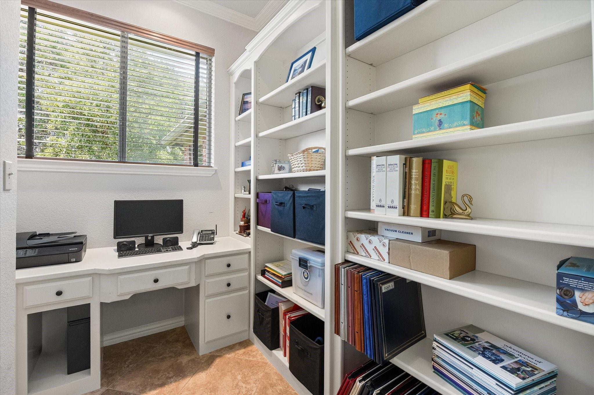 main property photo 24