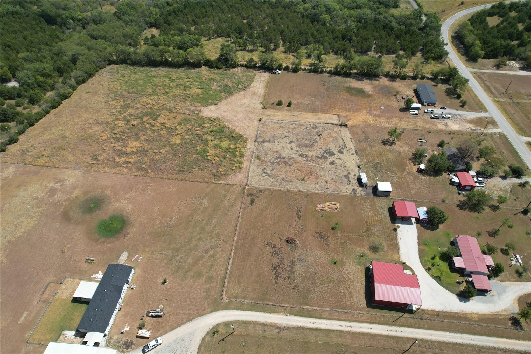 main property photo 10