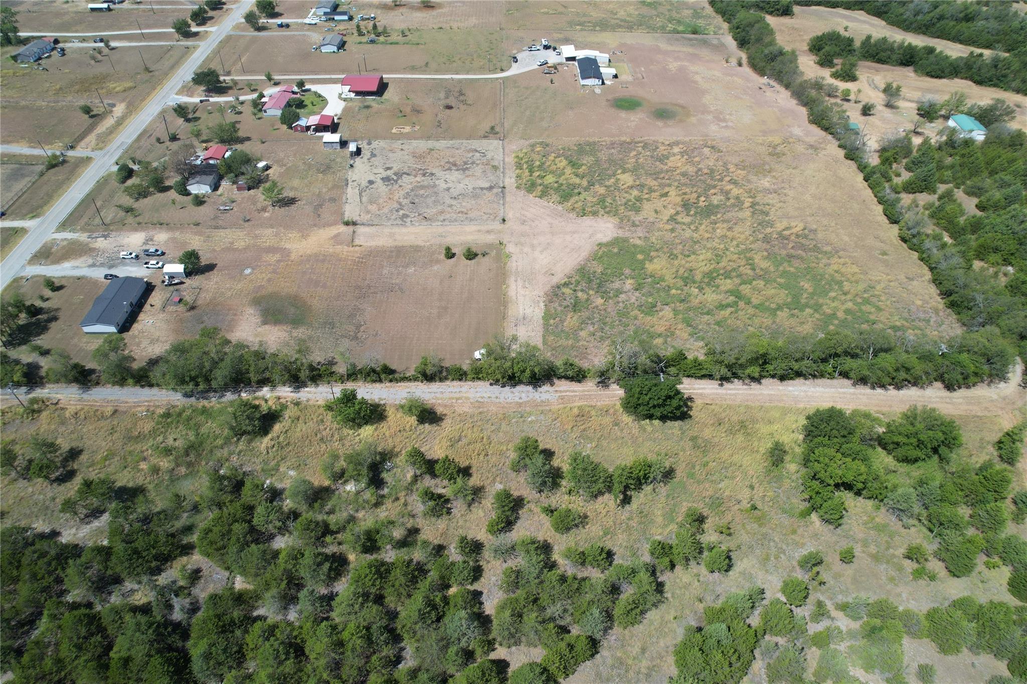 main property photo 5
