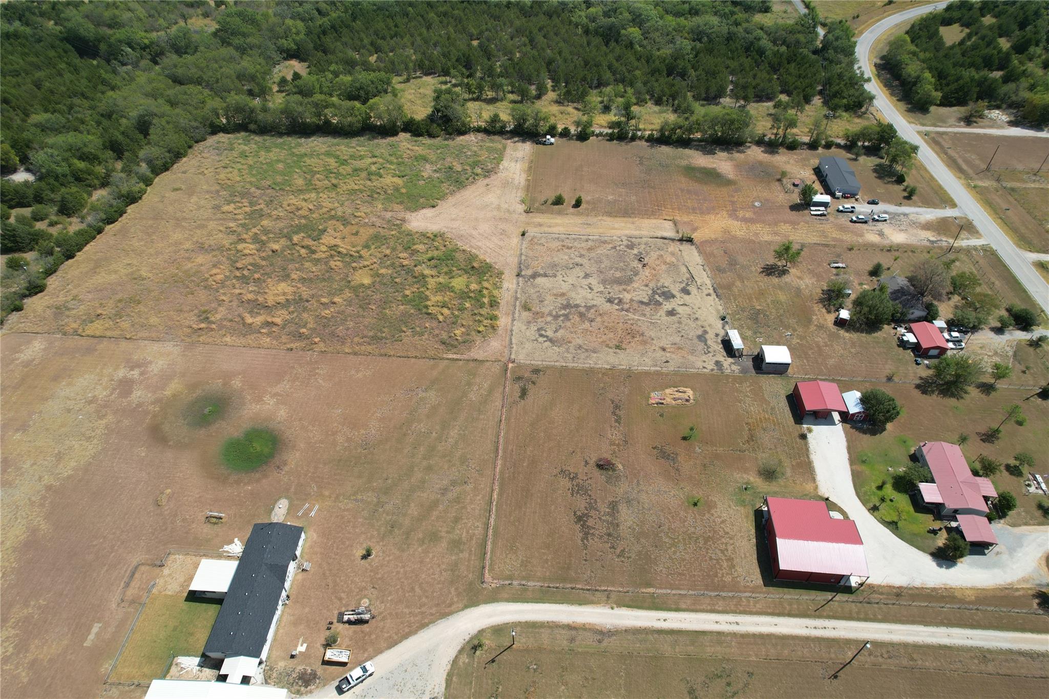 main property photo 9