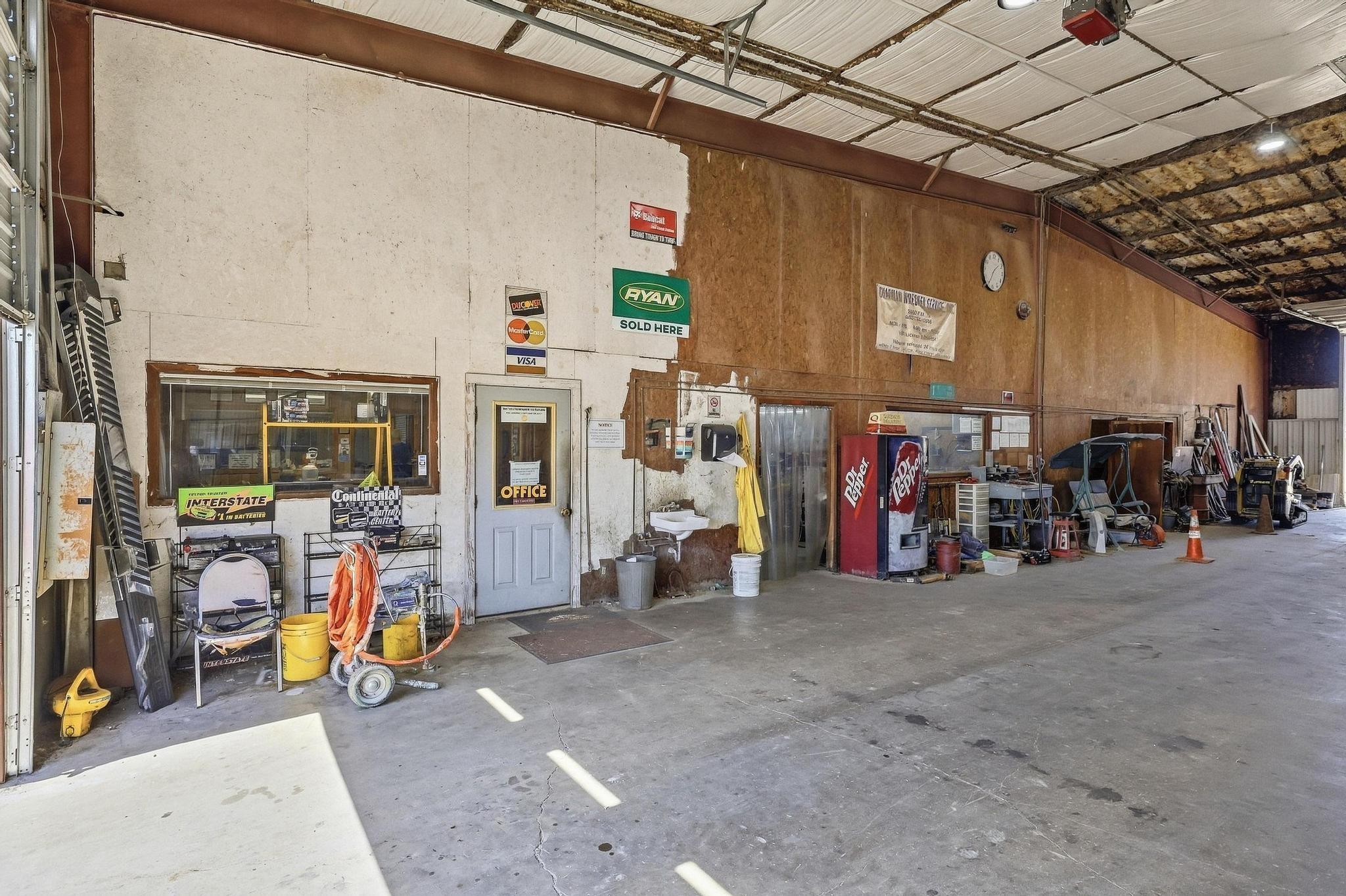 main property photo 20