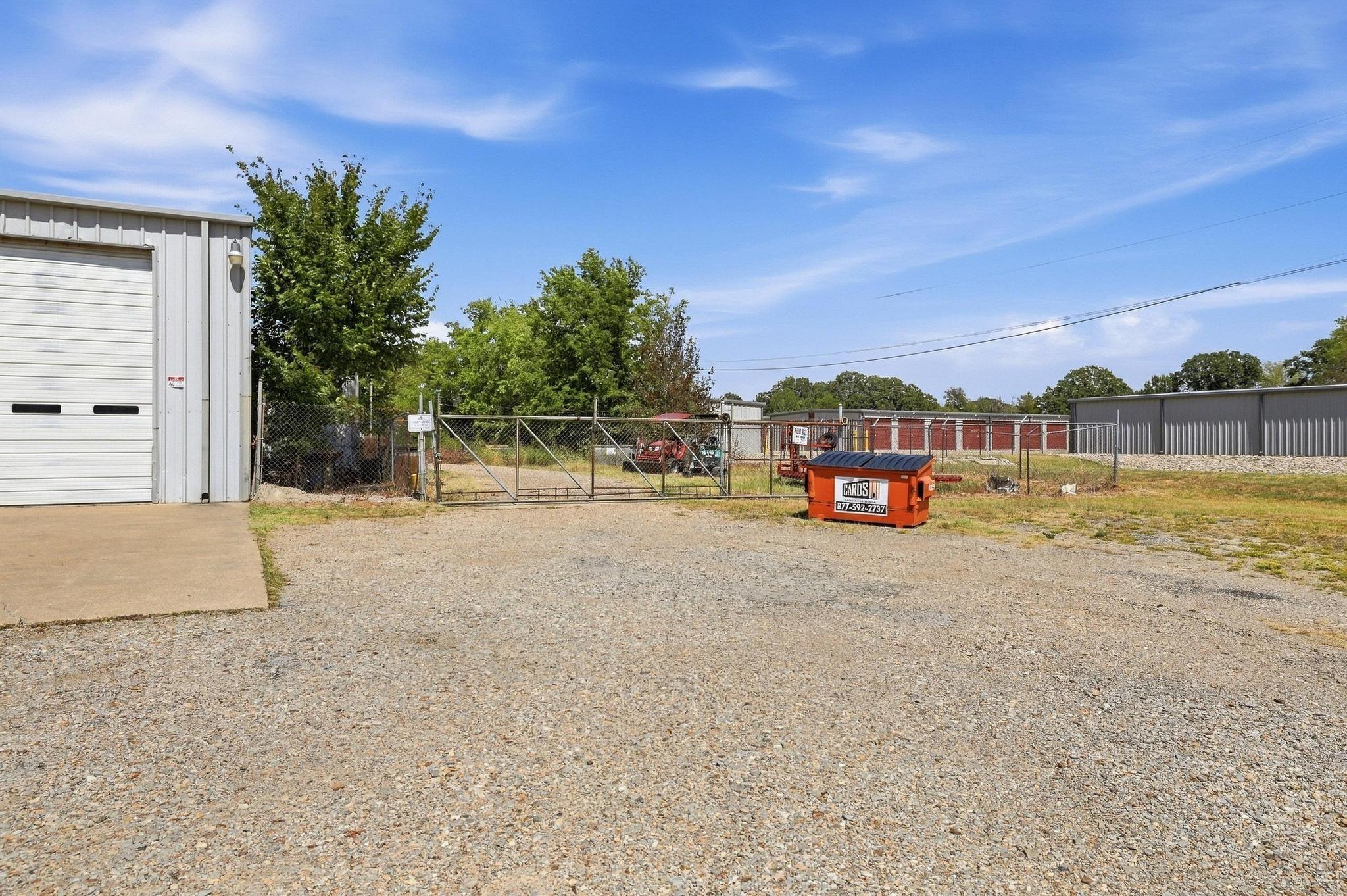 main property photo 24