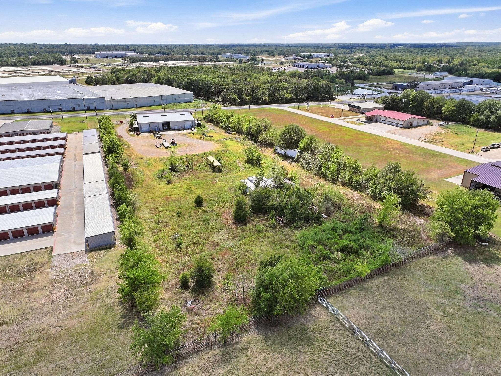main property photo 27