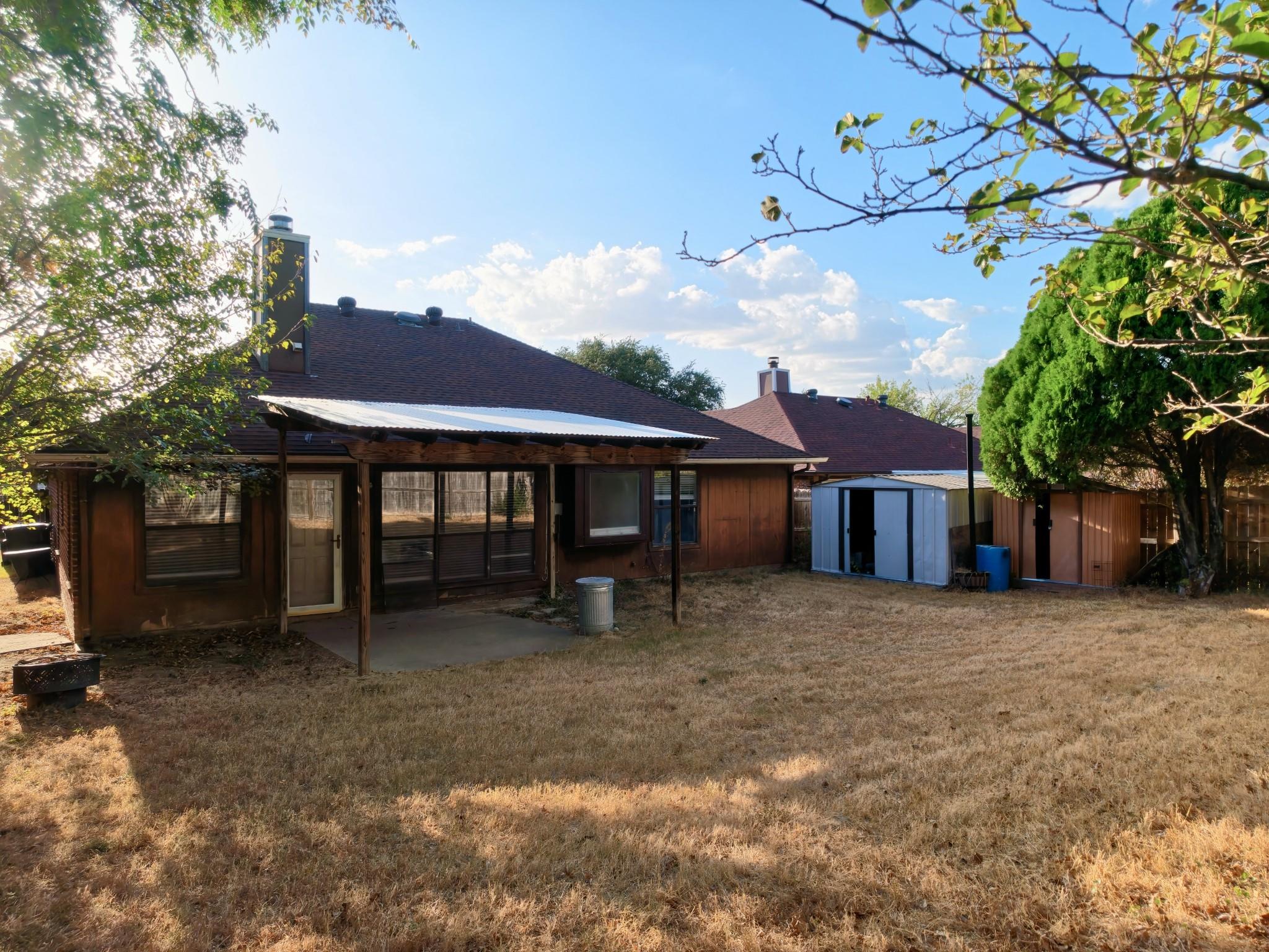 main property photo 15