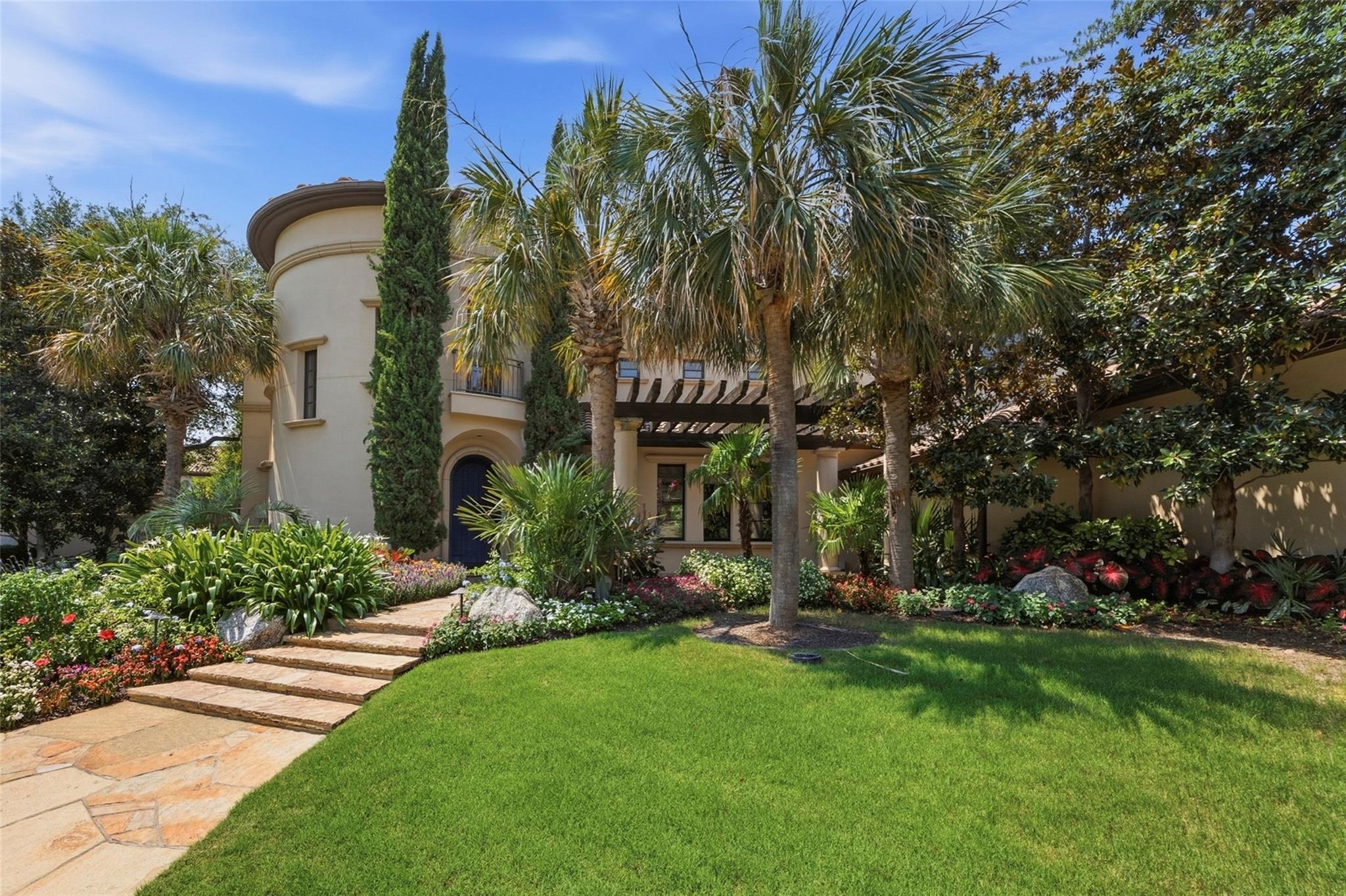 main property photo 37