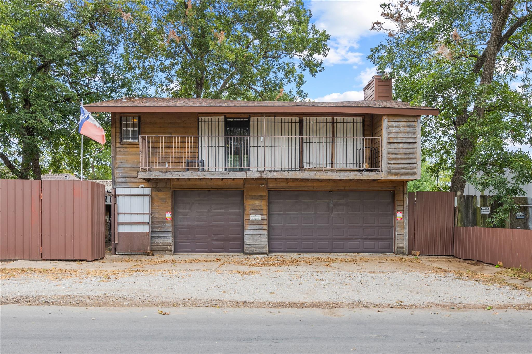 main property photo 11