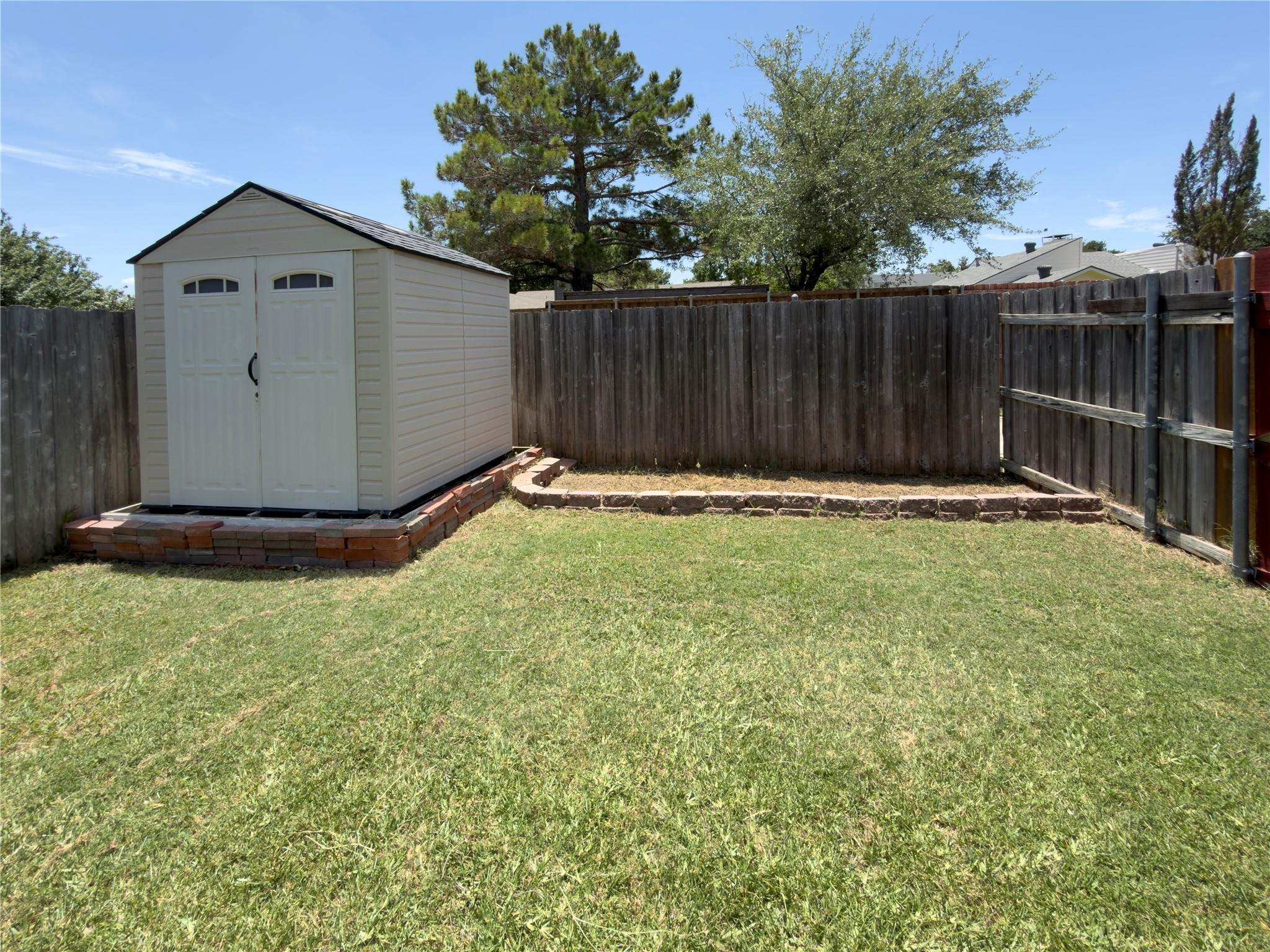 main property photo 26