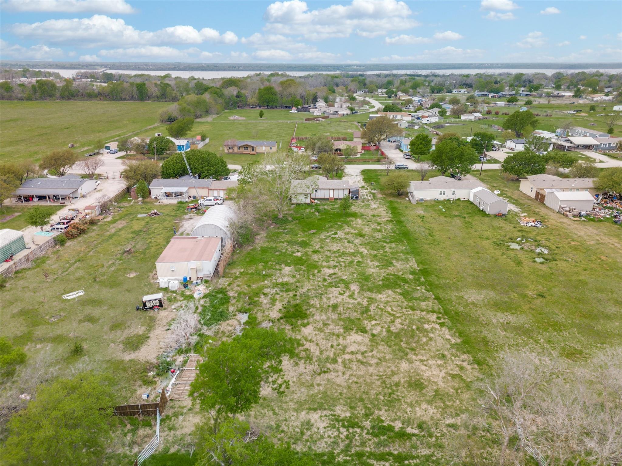 main property photo 25