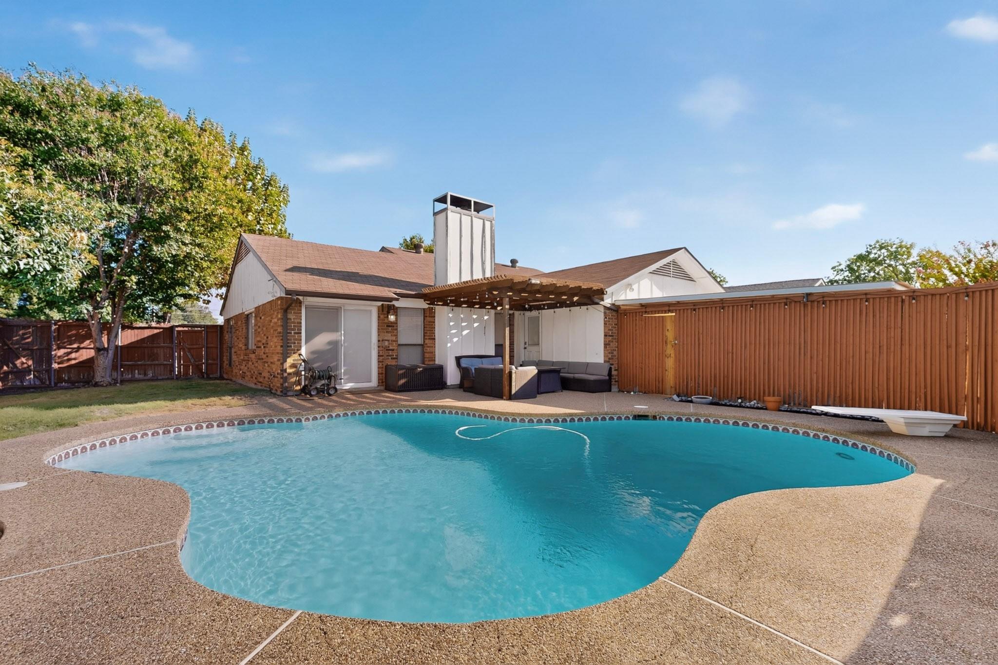 main property photo 26