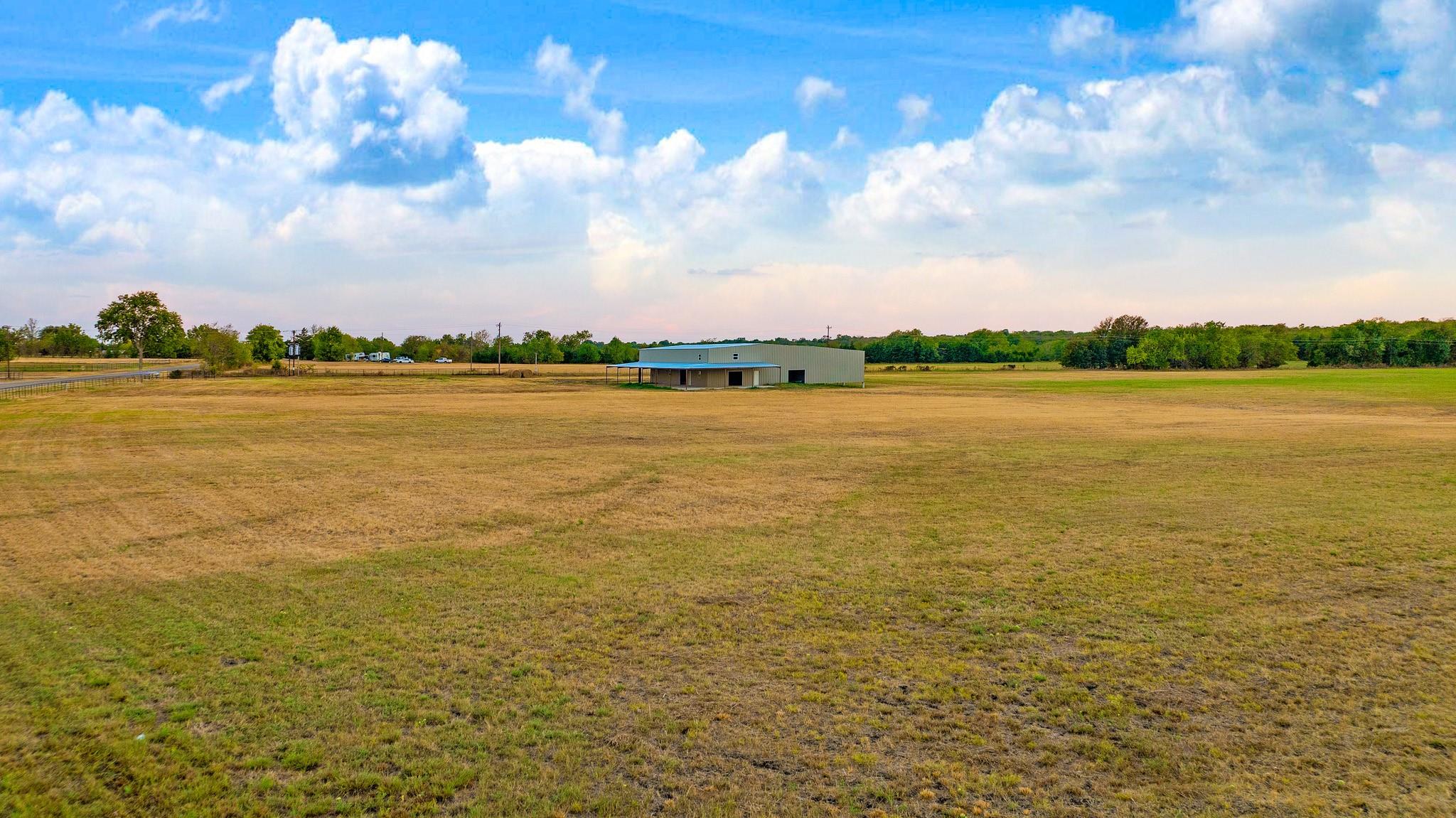 main property photo 13