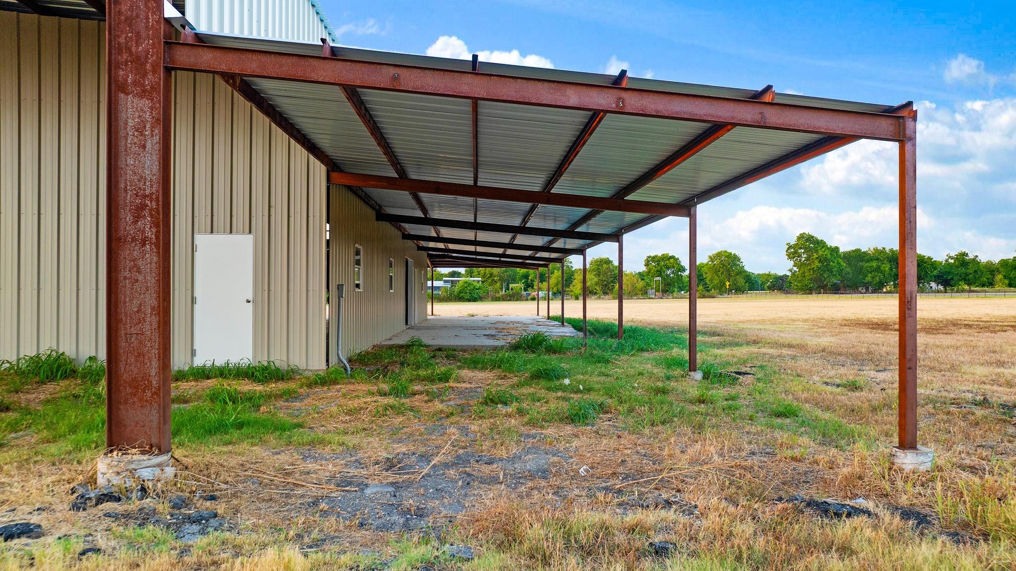 main property photo 6