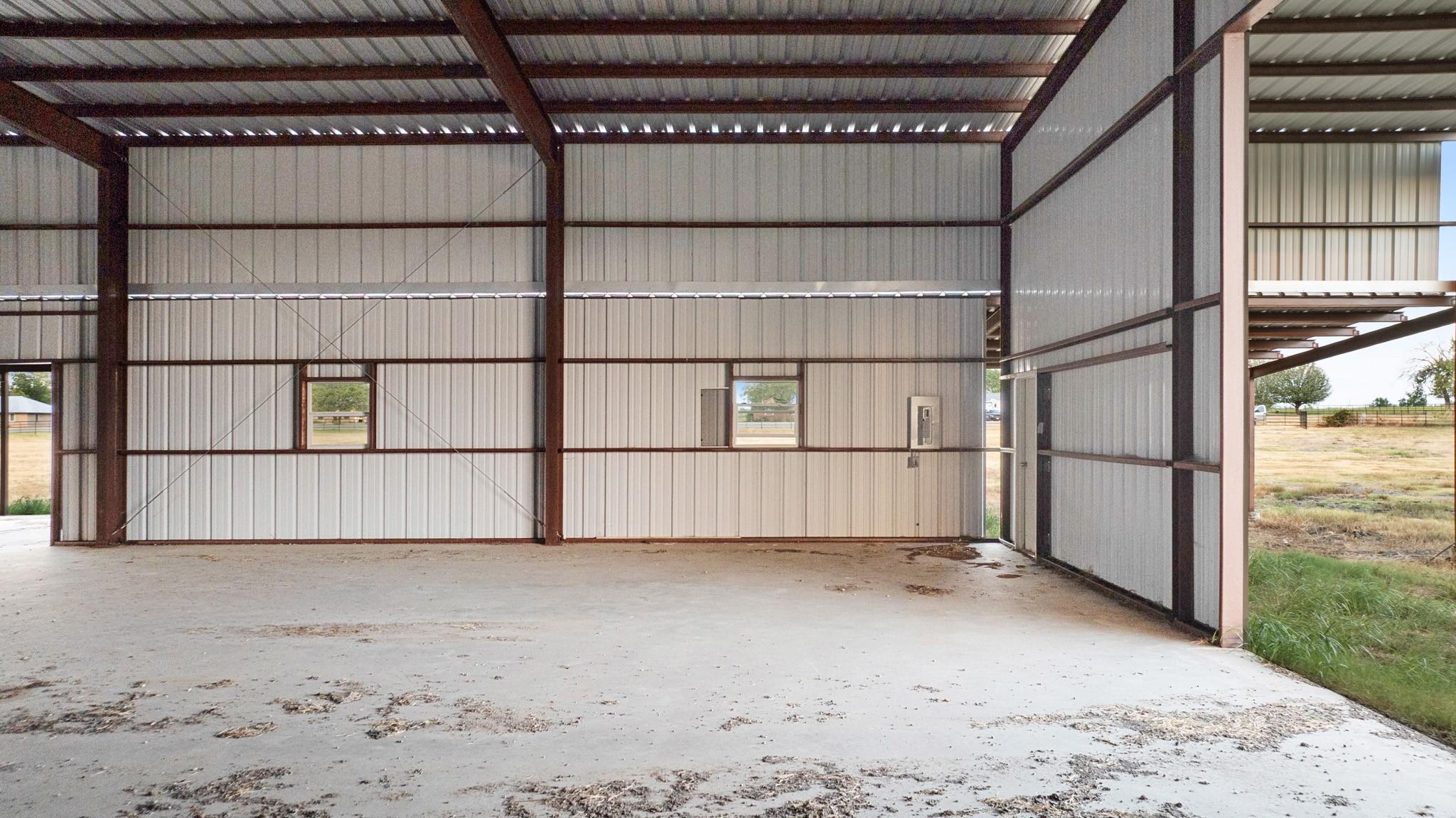 main property photo 9