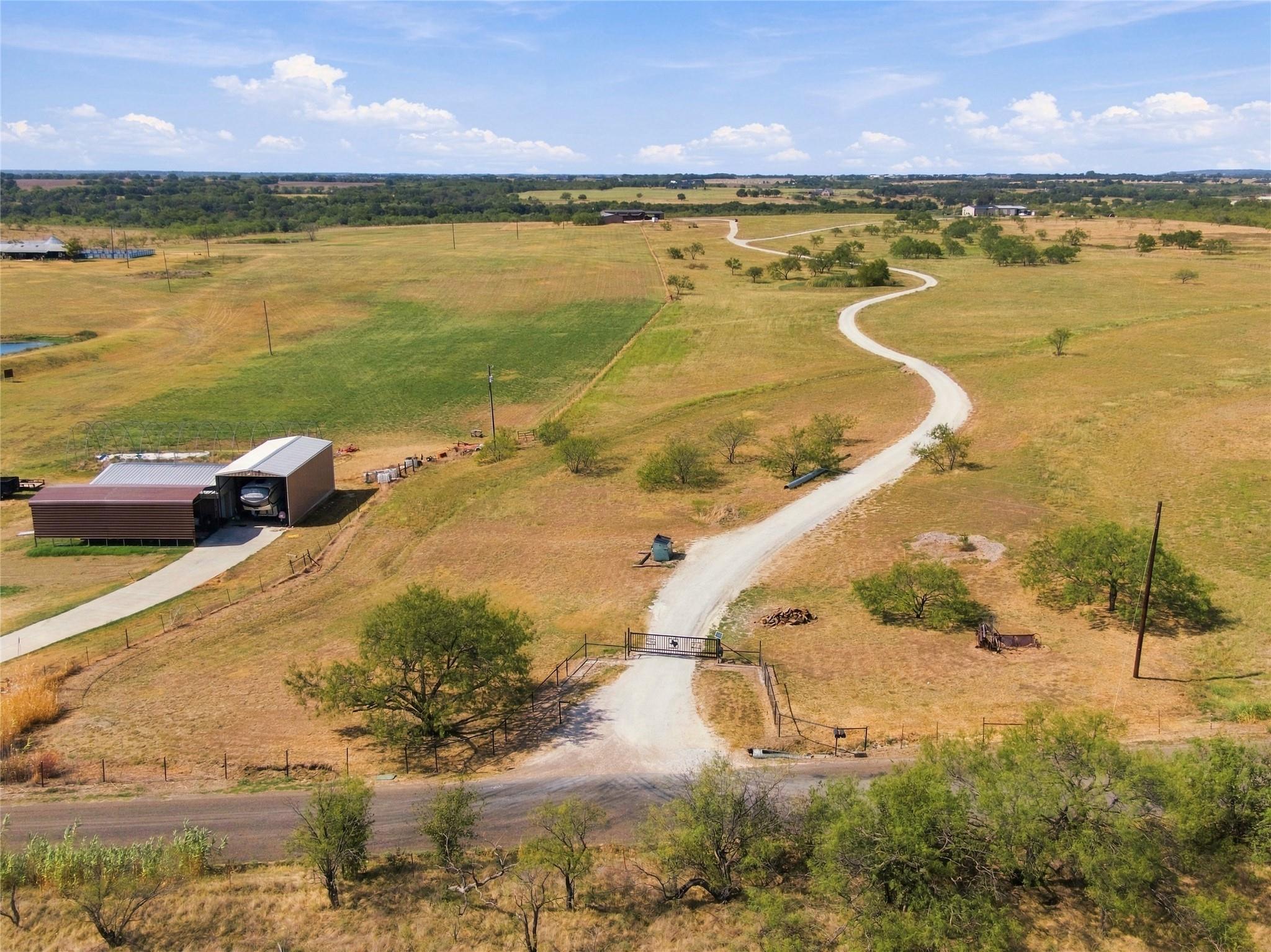 main property photo 37