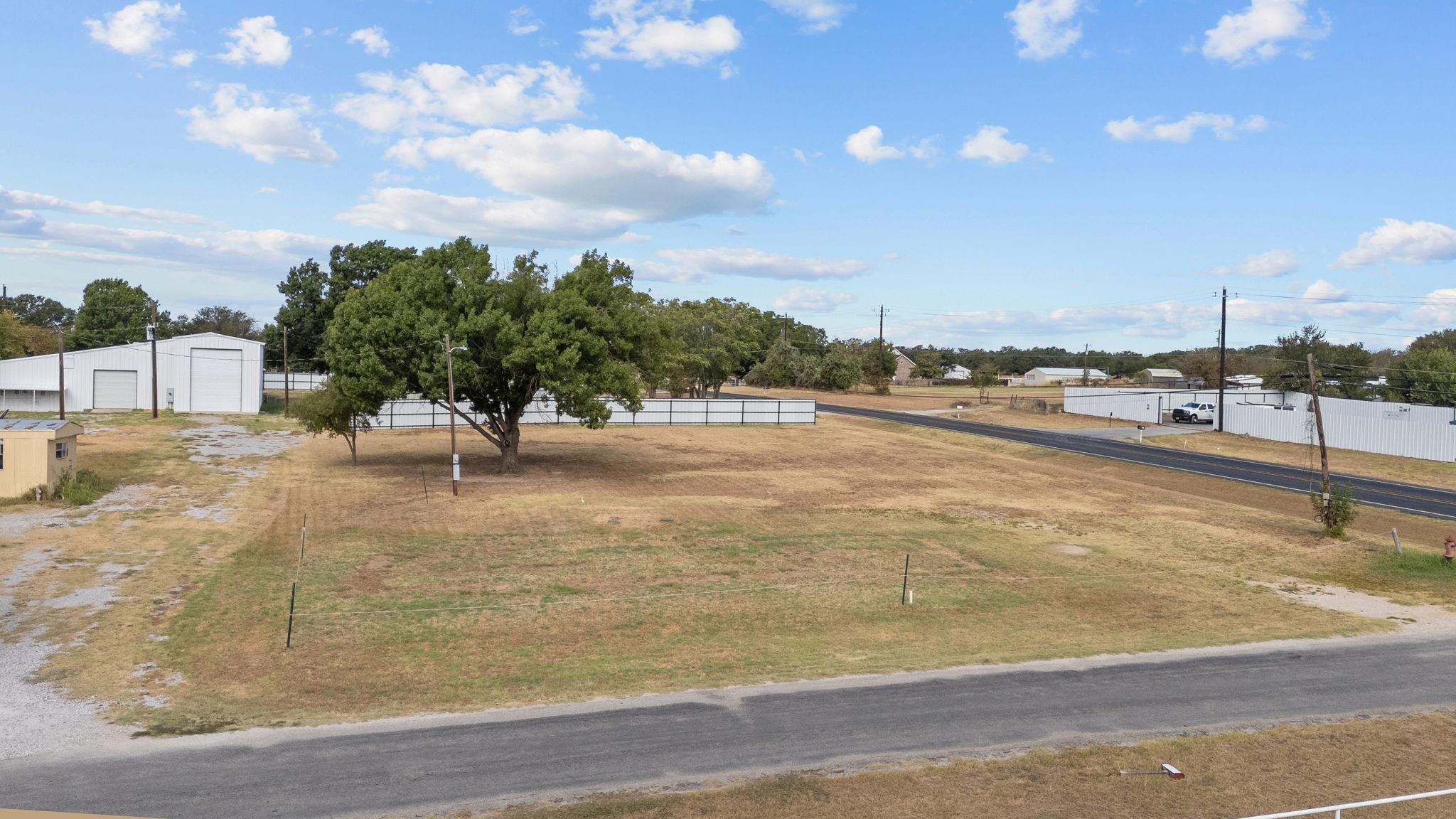 main property photo 33