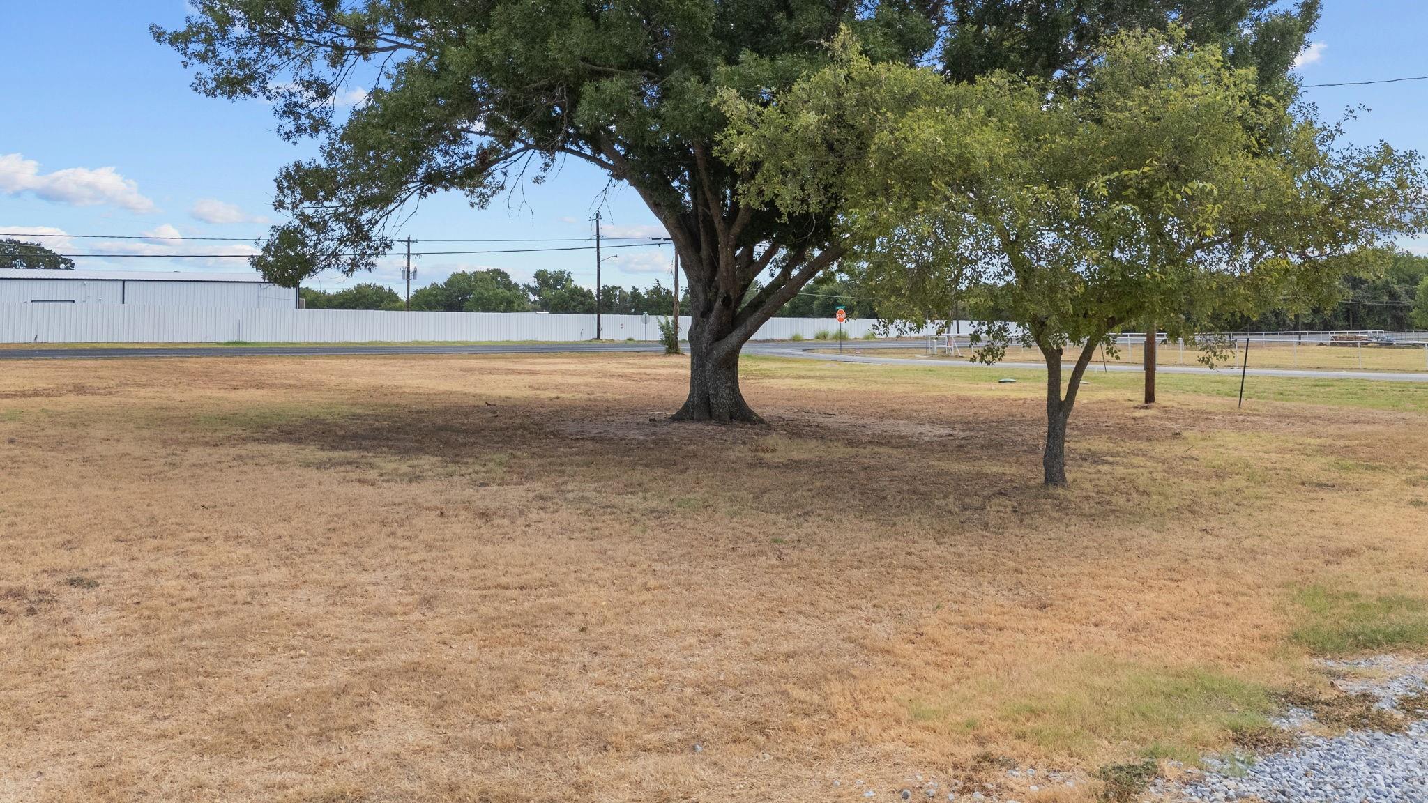 main property photo 35