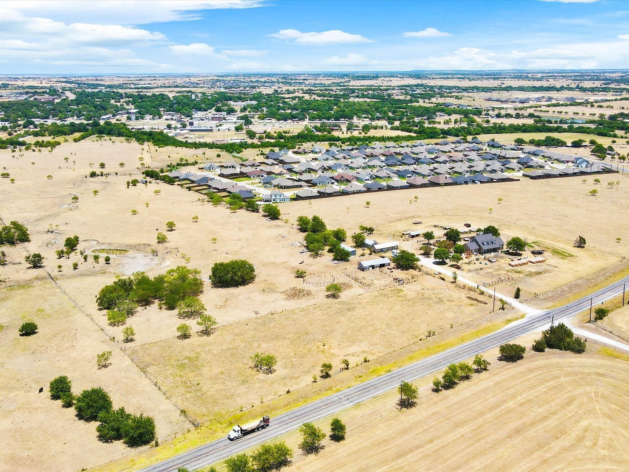 main property photo 12