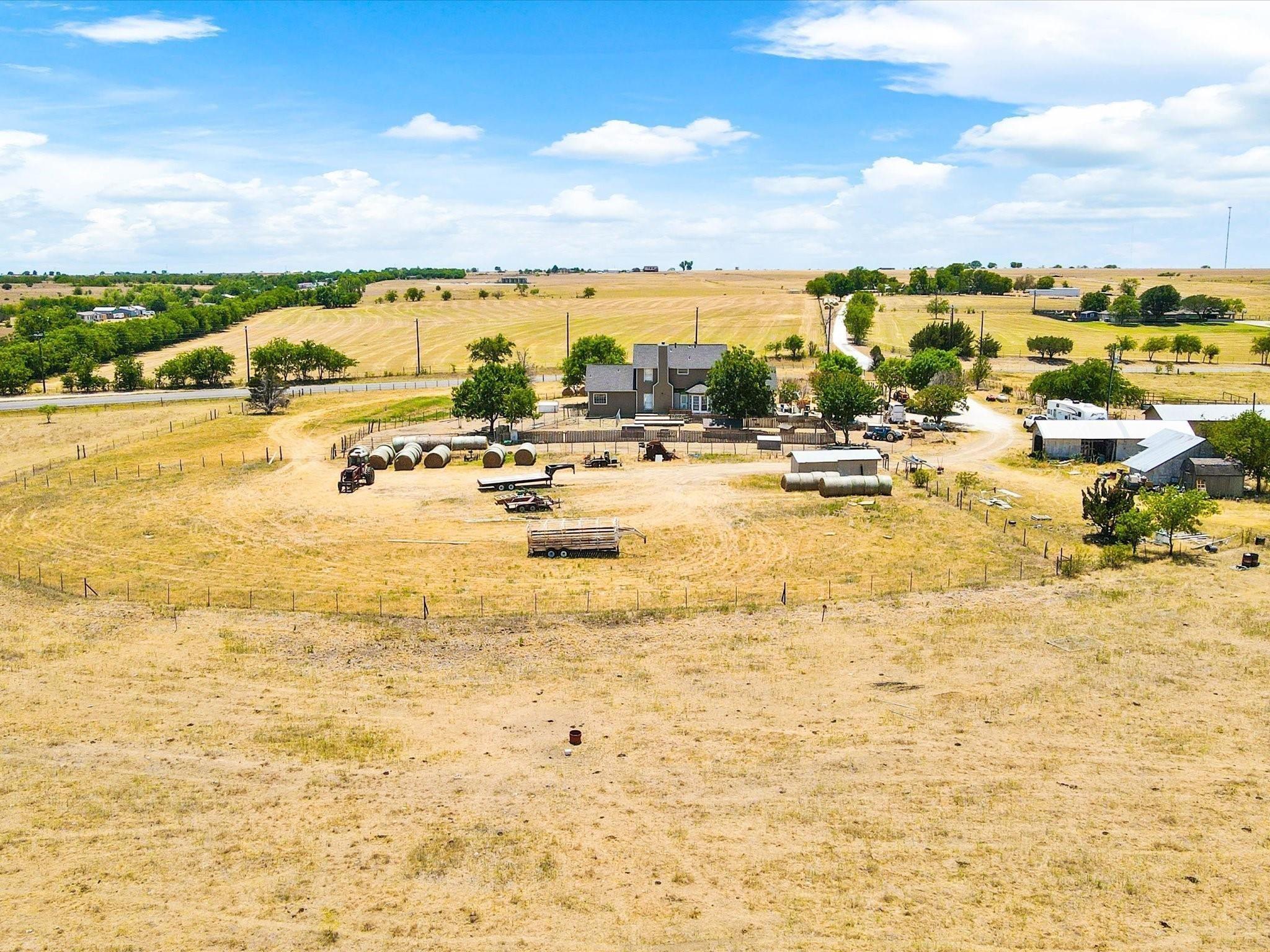 main property photo 25