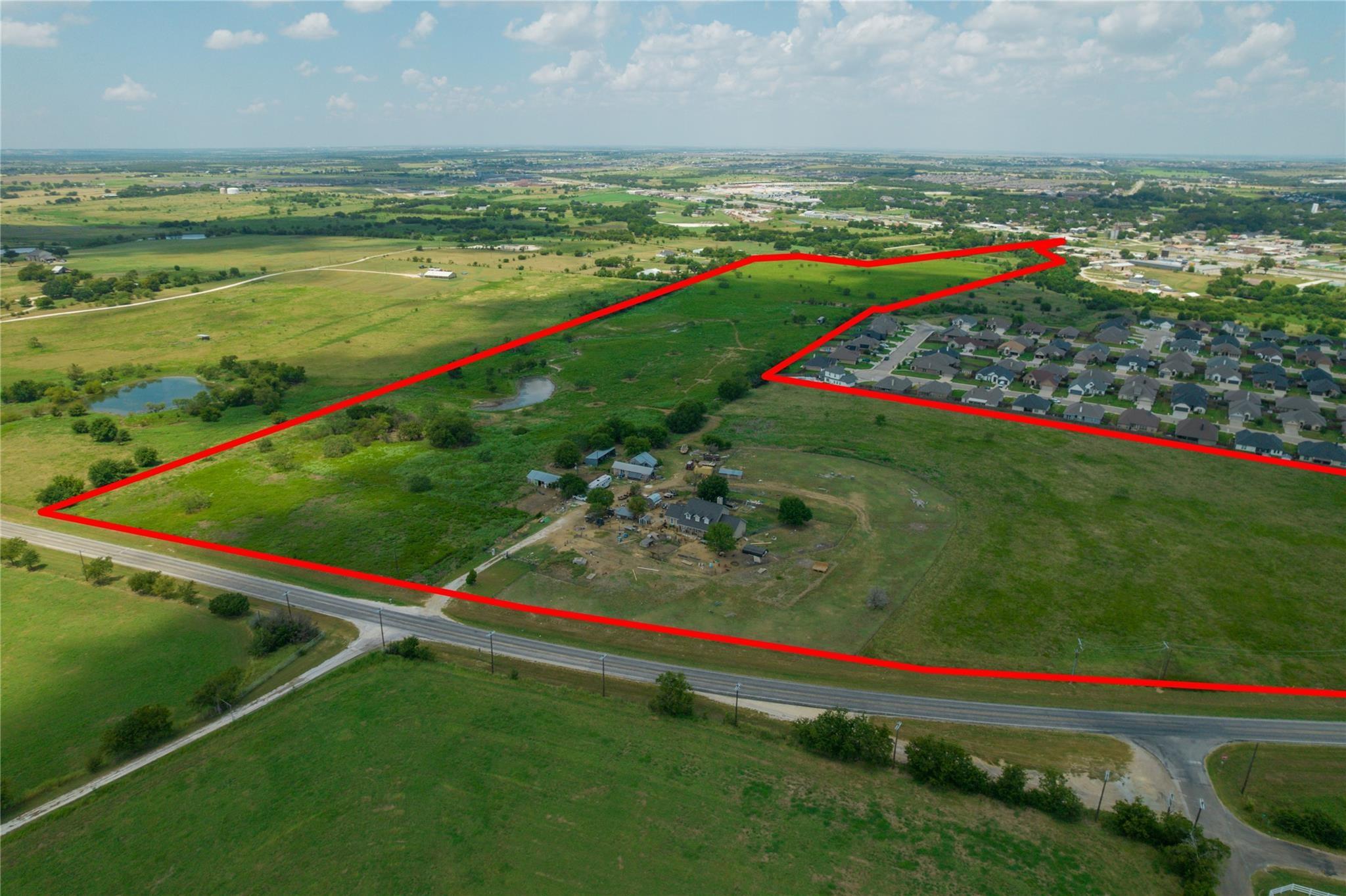 main property photo 7