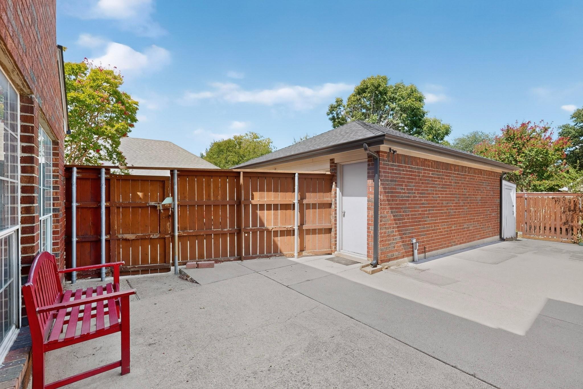 main property photo 34