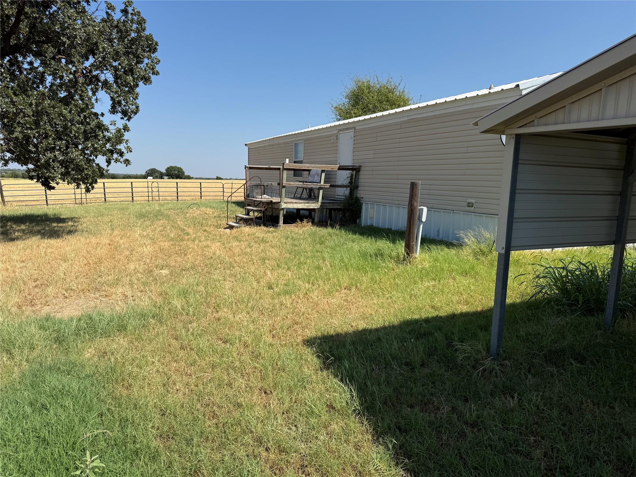 main property photo 9