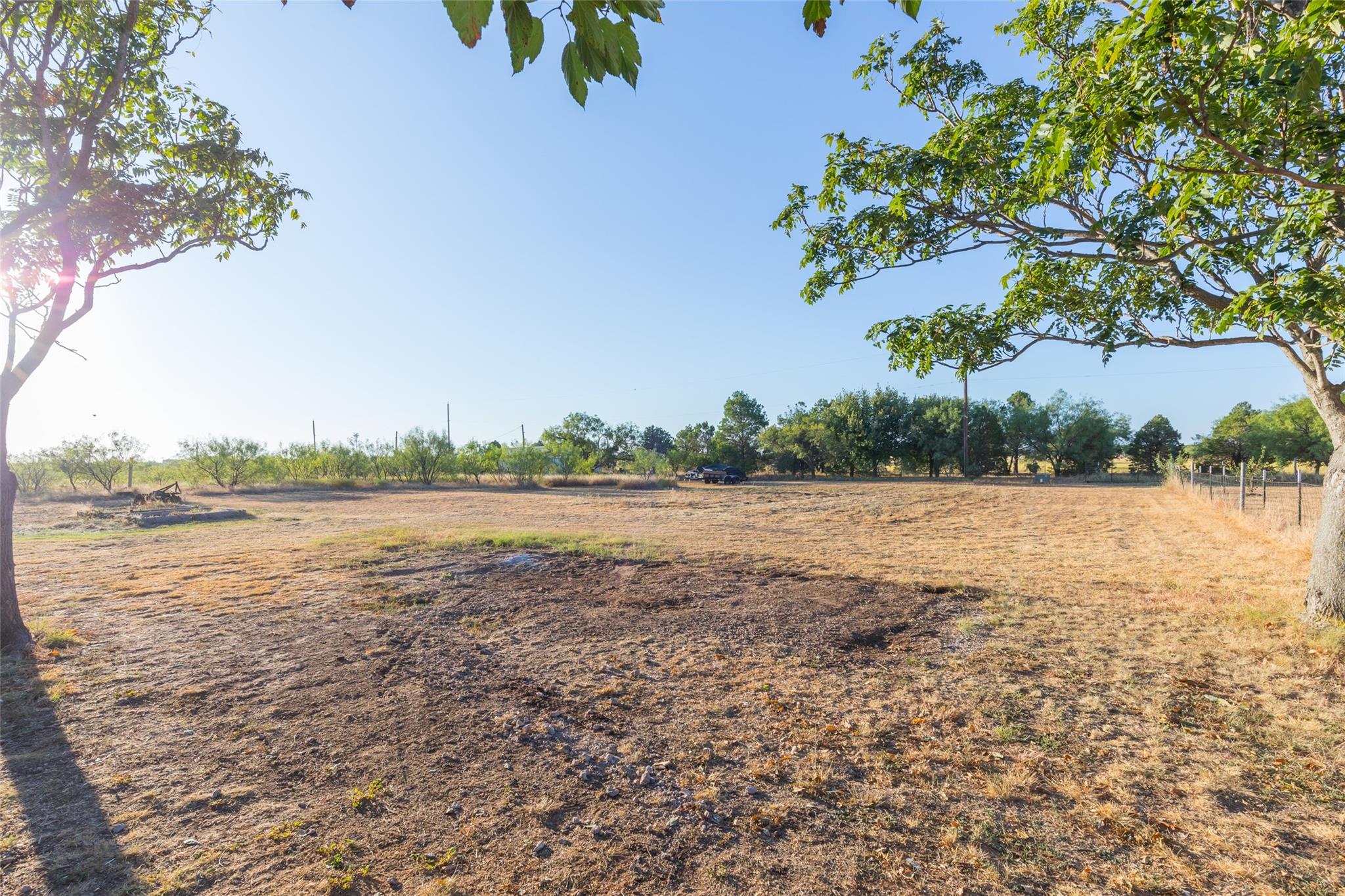 main property photo 37