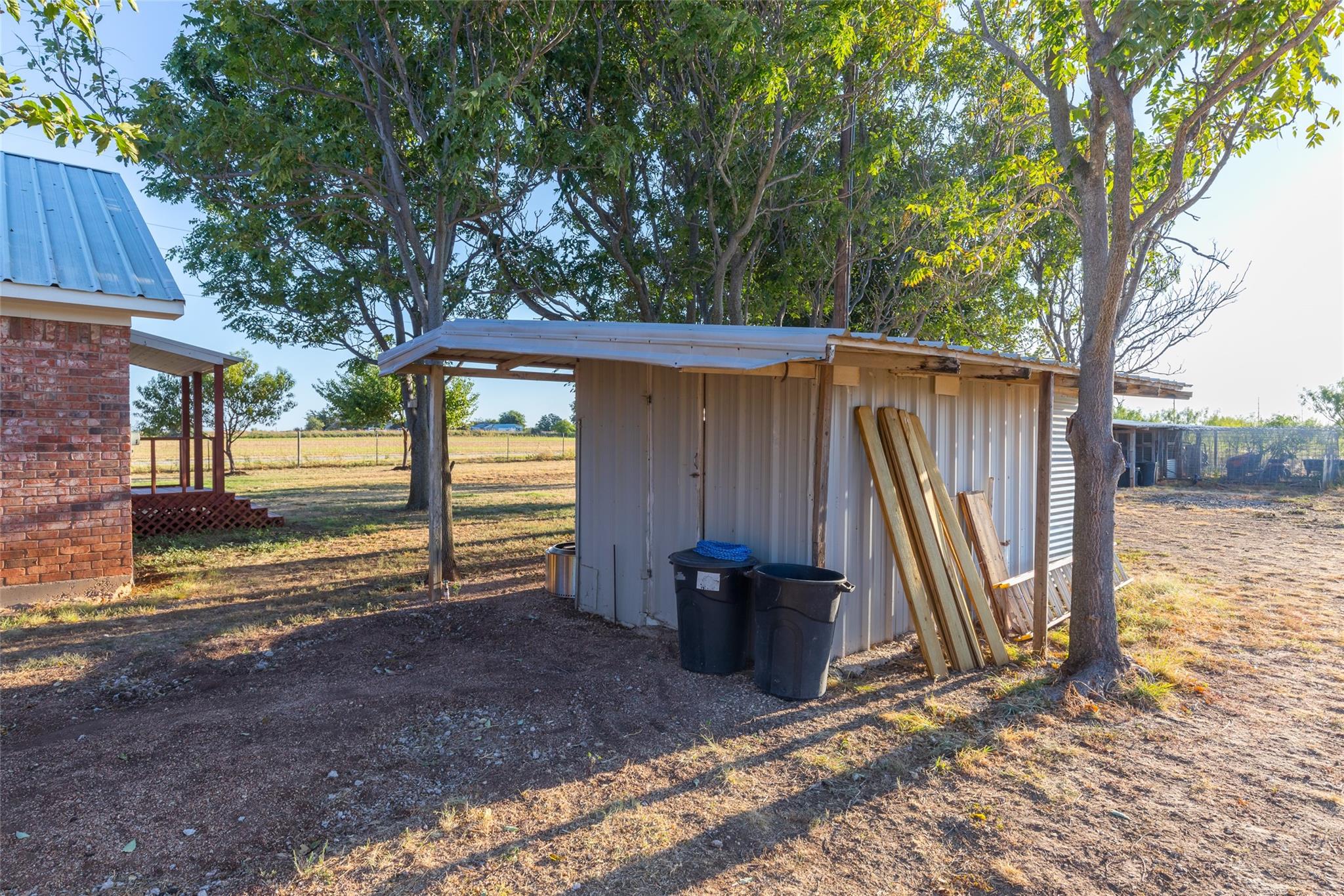 main property photo 38