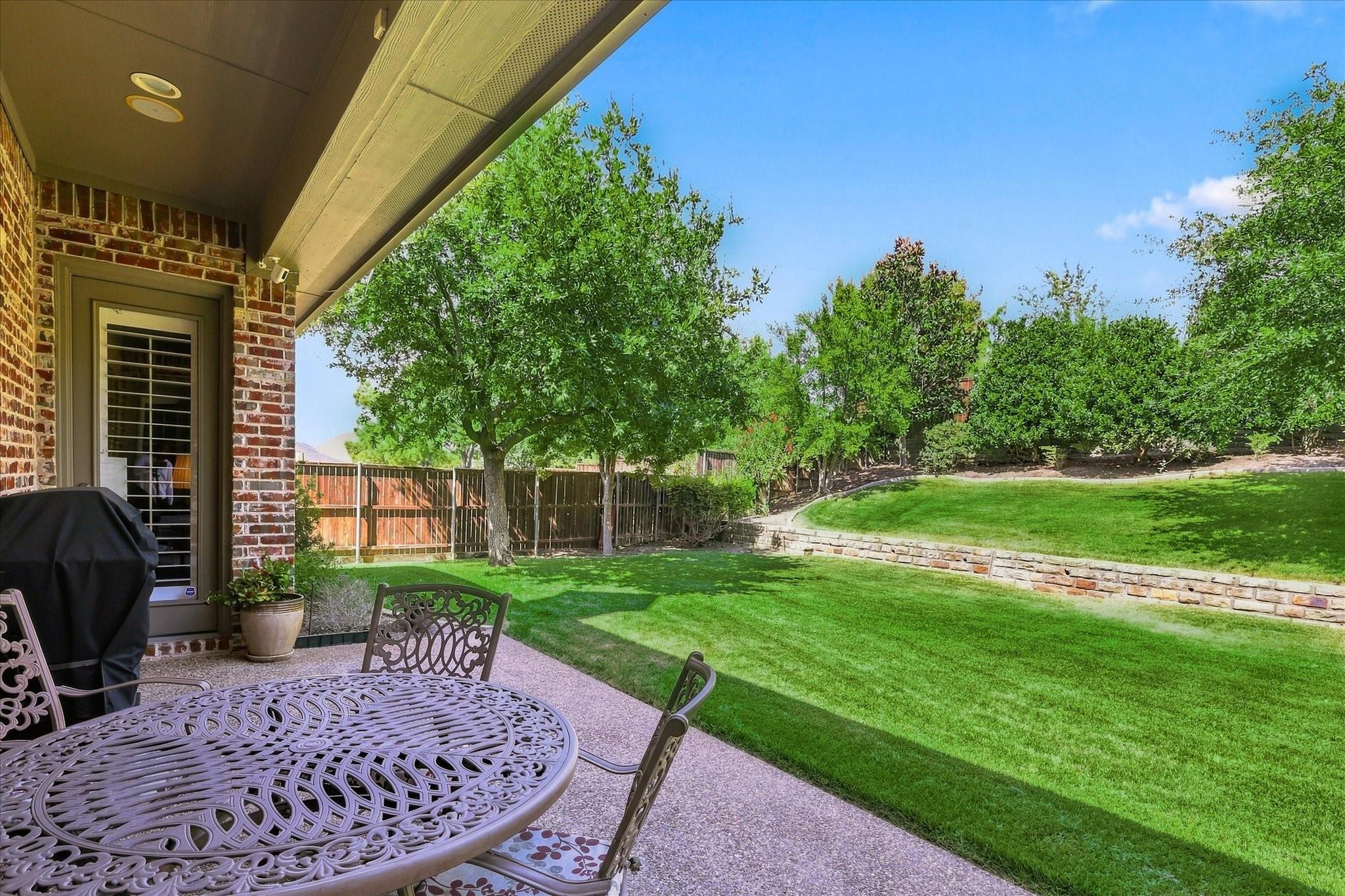 main property photo 29