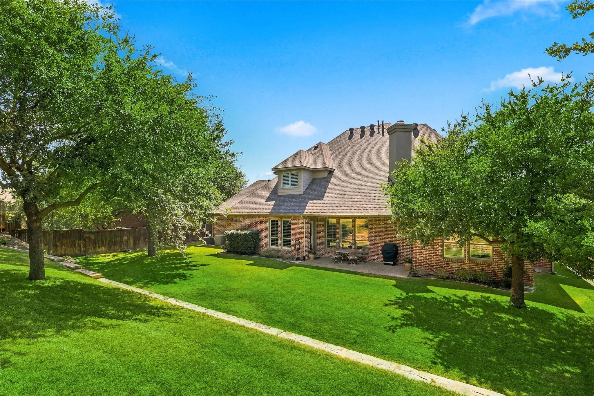 main property photo 32