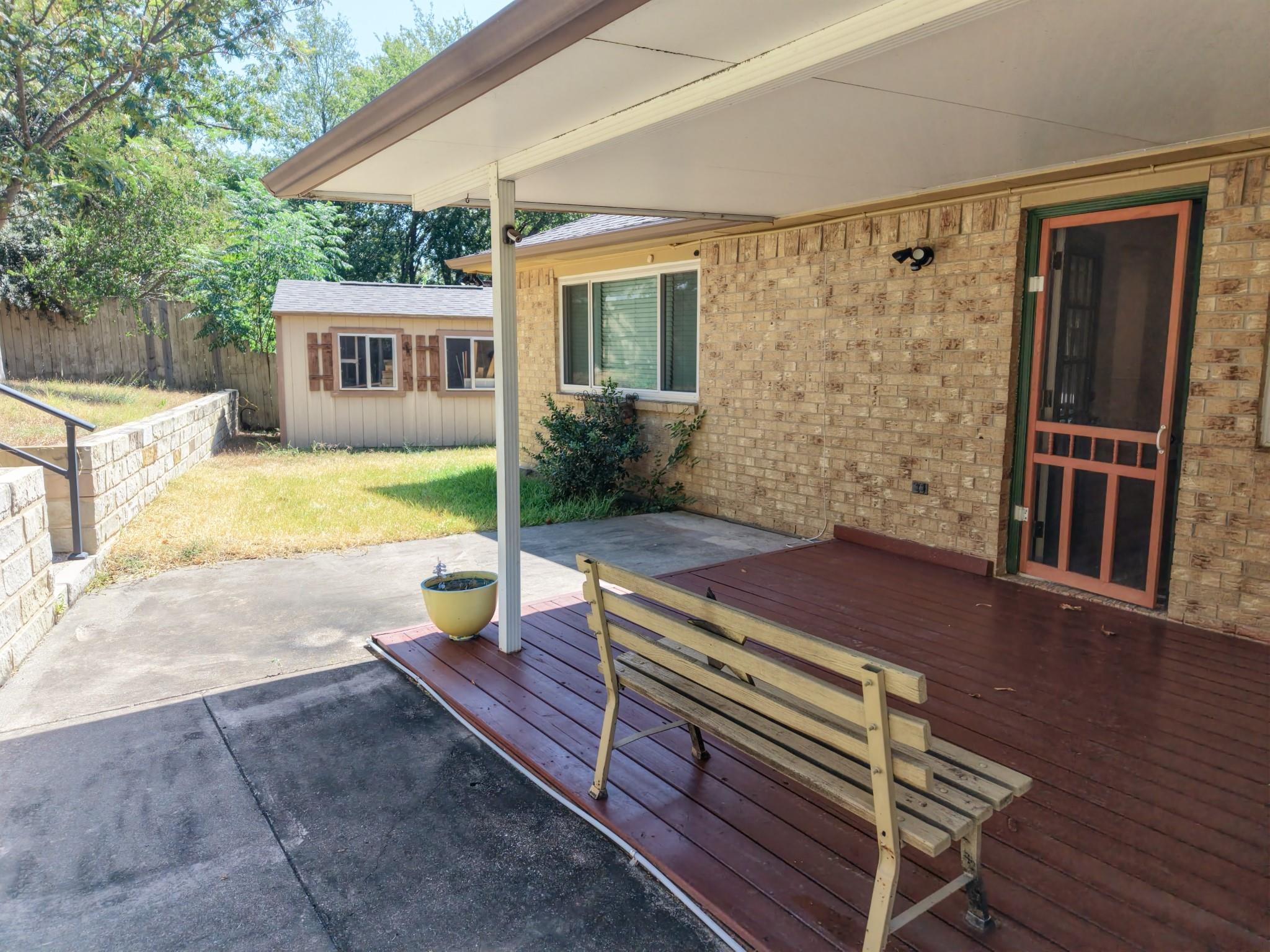 main property photo 30