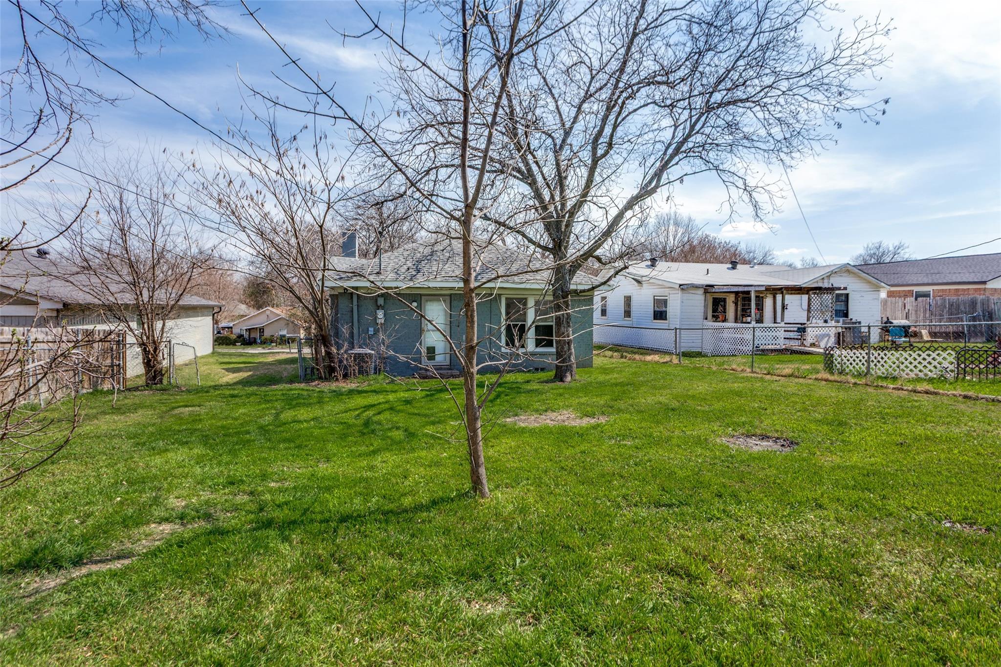 main property photo 24