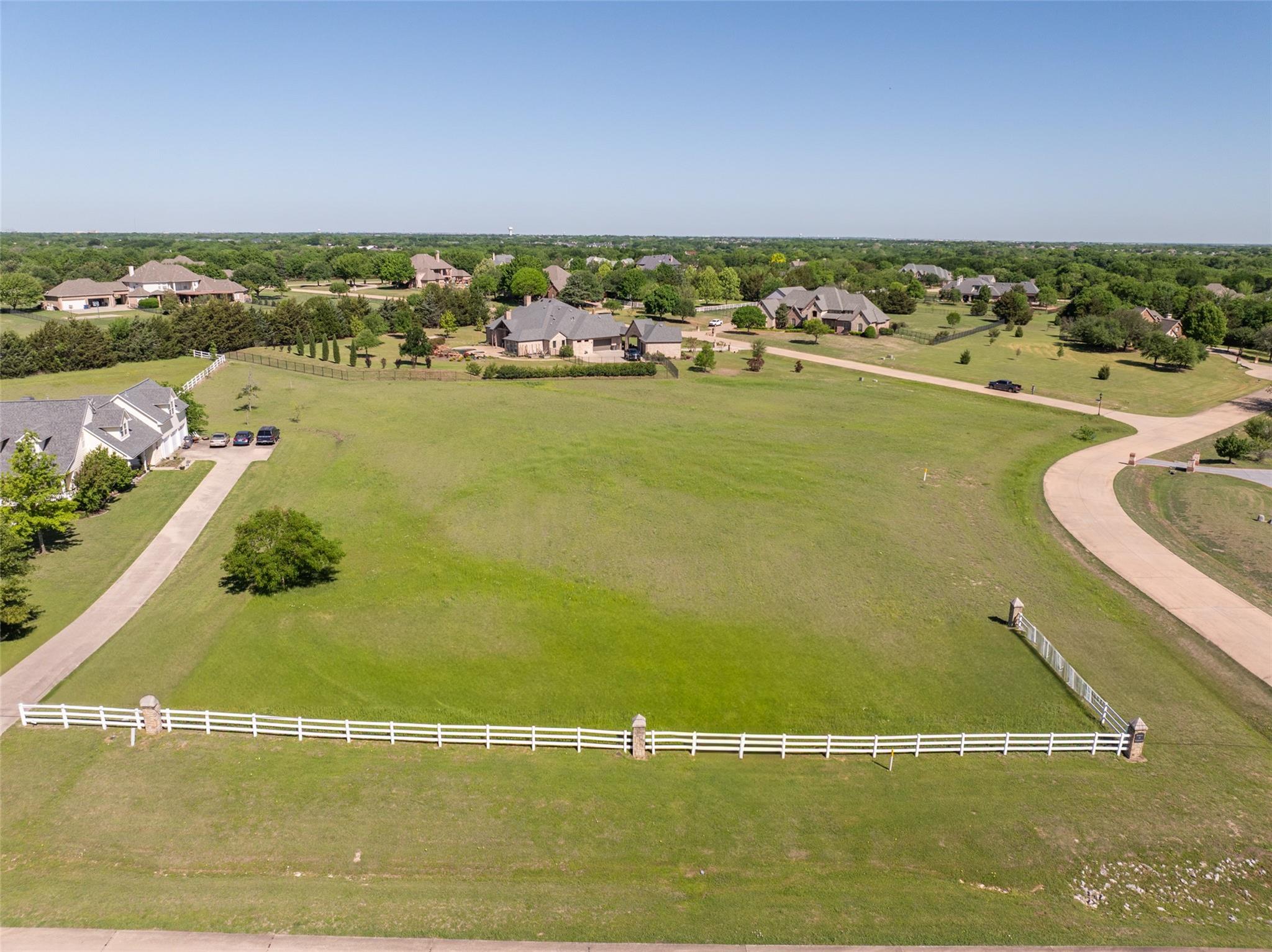 main property photo 4
