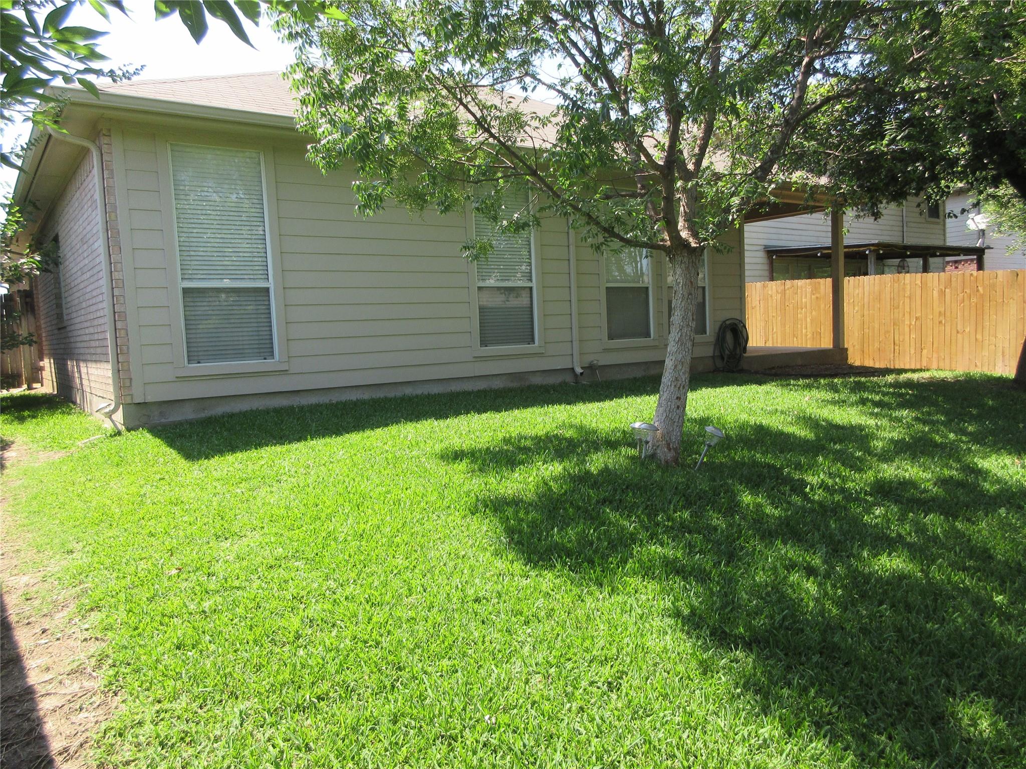 main property photo 25